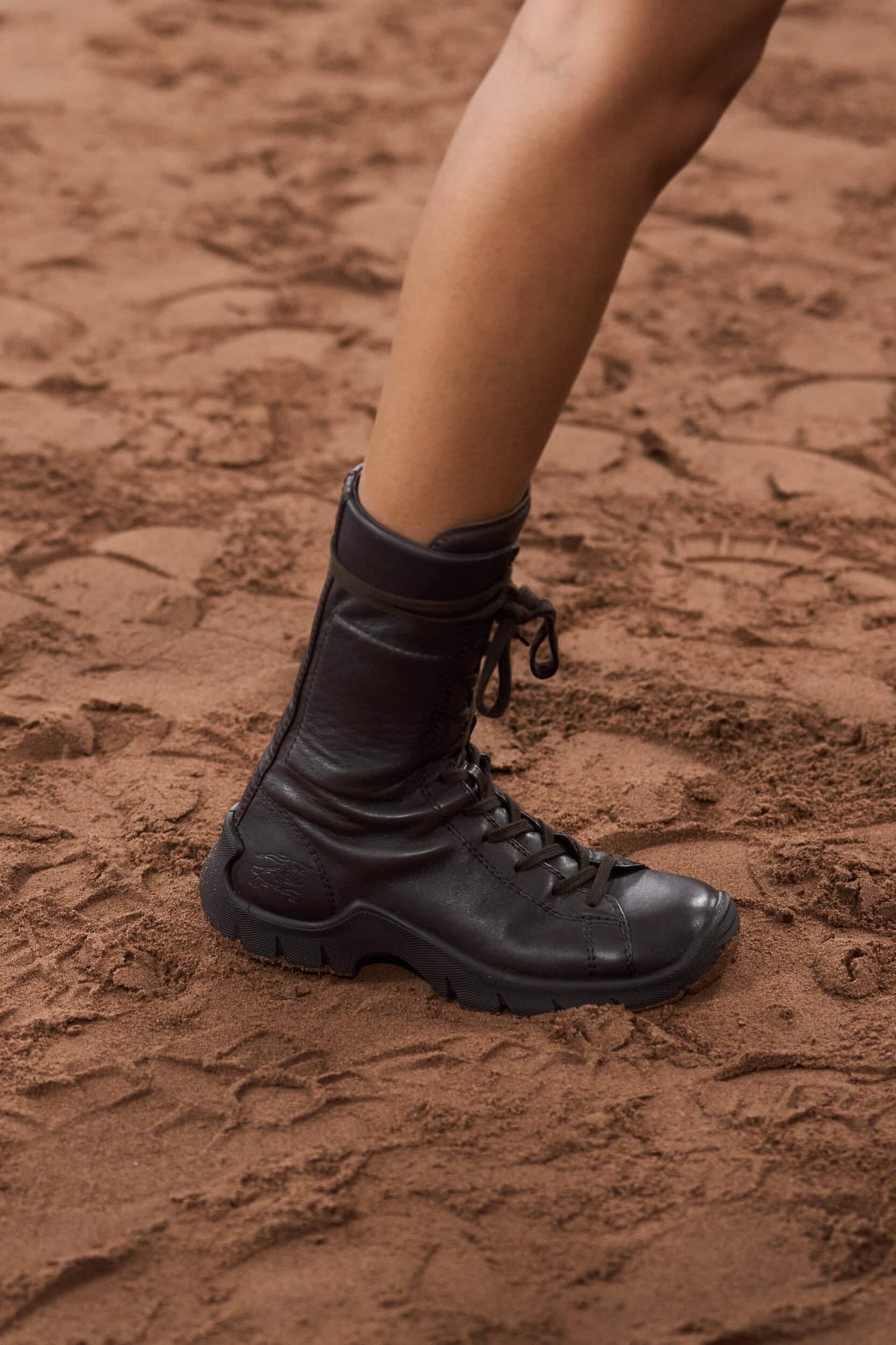 Burberry Spring 2026 Fashion Show Details