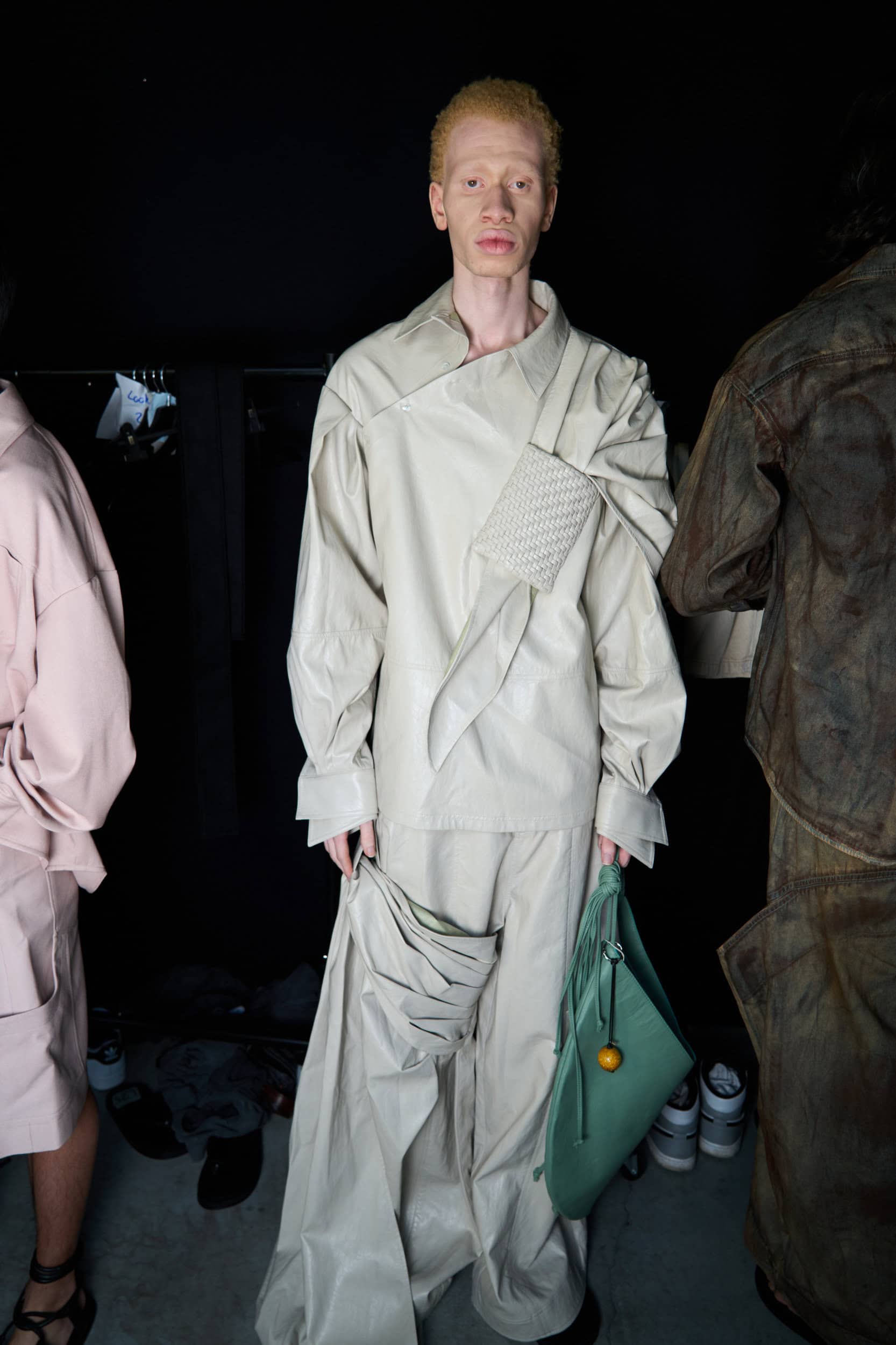 Phan Dang Hoang Spring 2026 Fashion Show Backstage