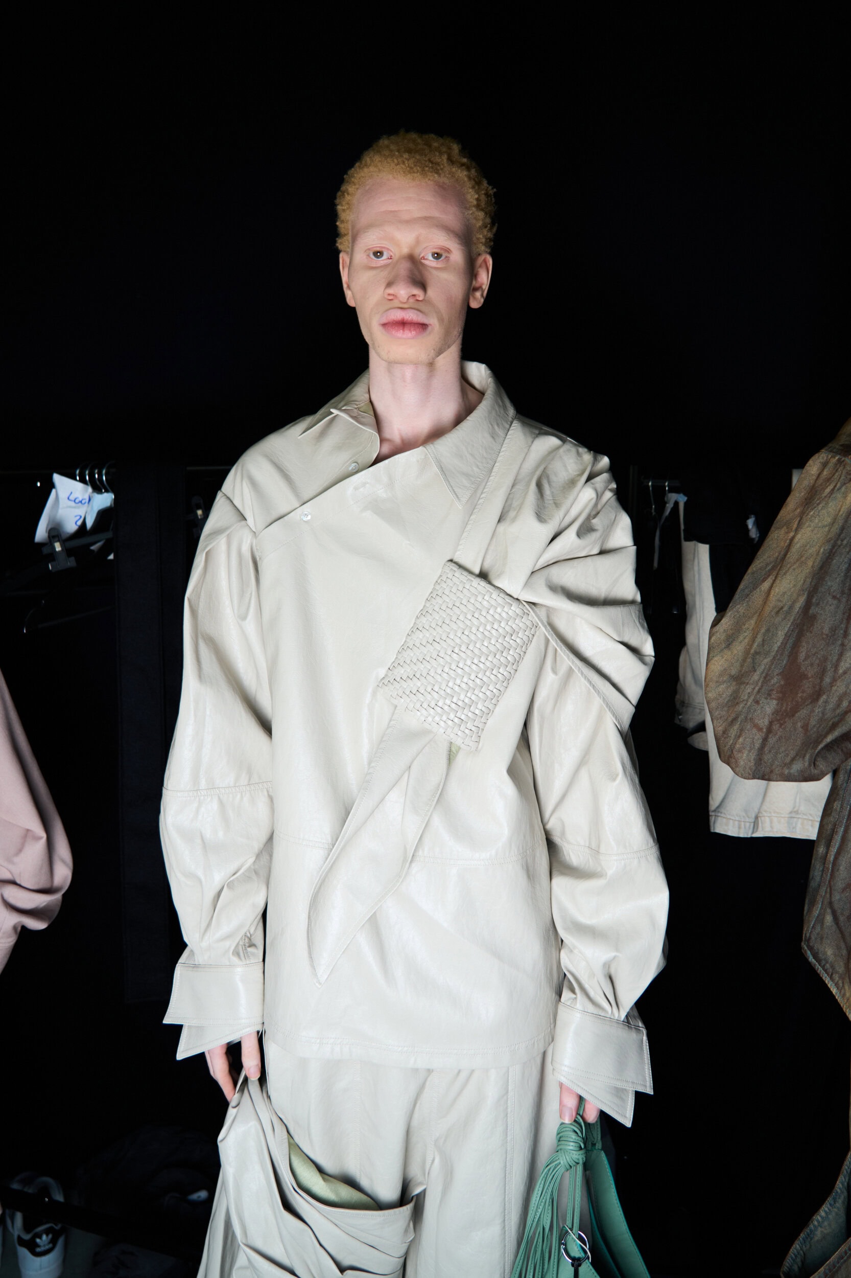 Phan Dang Hoang Spring 2026 Fashion Show Backstage
