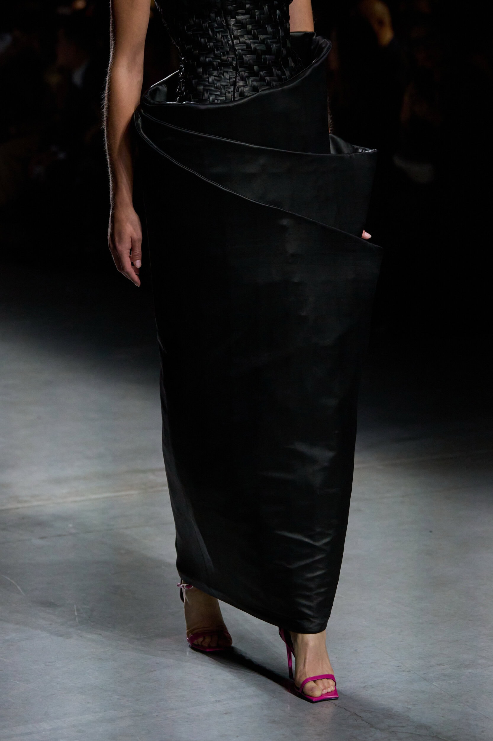 Phan Dang Hoang Spring 2026 Fashion Show Details