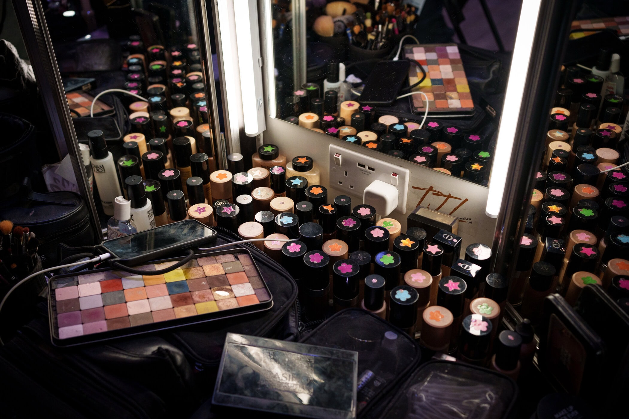 Di Petsa Spring 2026 Fashion Show Backstage