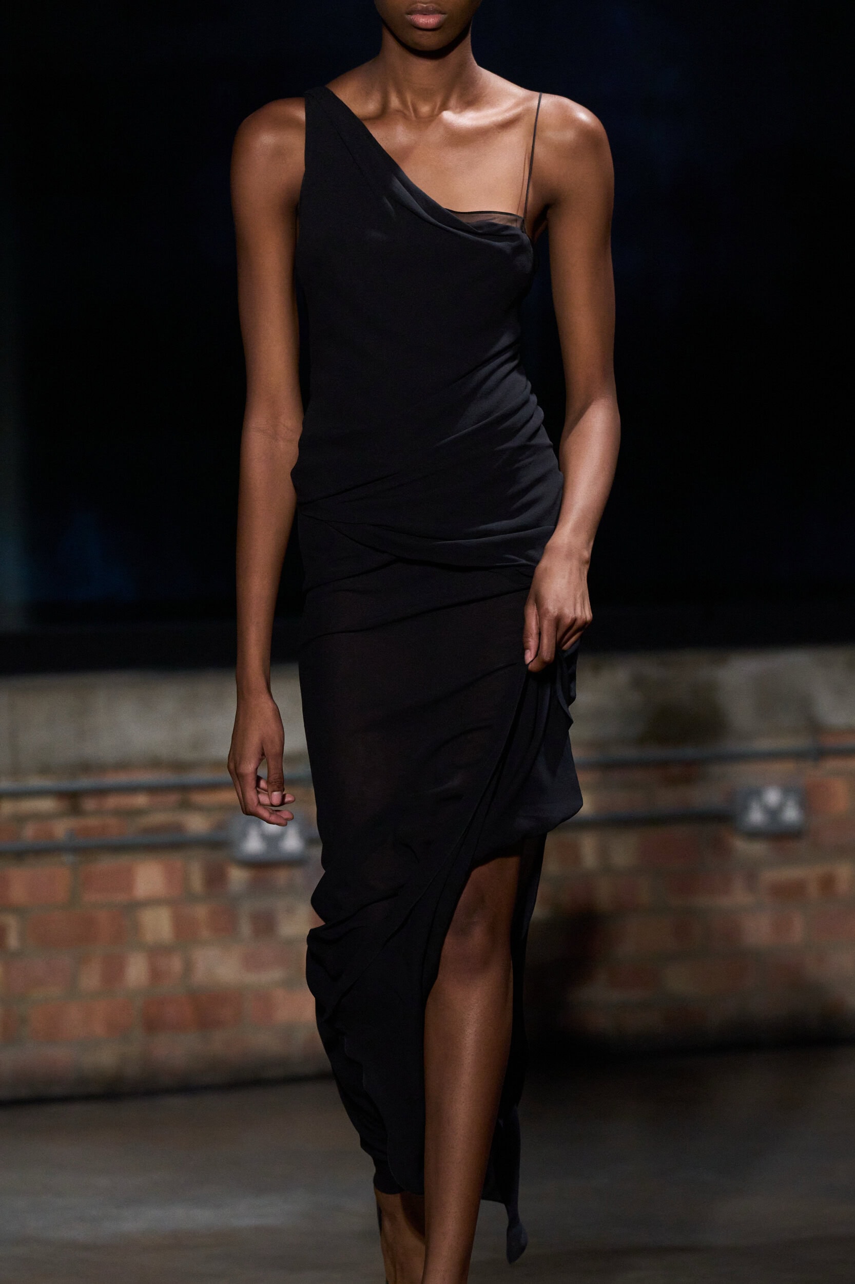 Aaron Esh Spring 2026 Fashion Show Details
