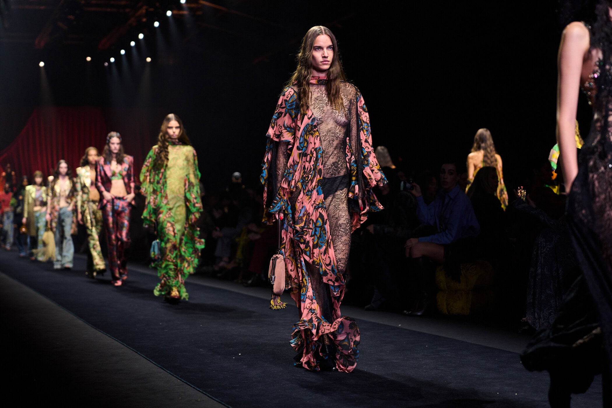 Etro Spring 2026 Fashion Show Atmosphere