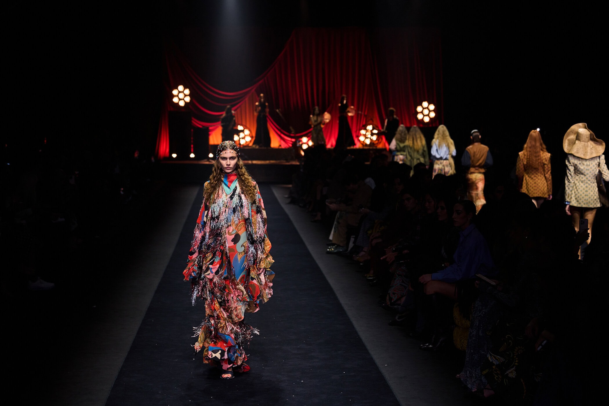 Etro Spring 2026 Fashion Show Atmosphere