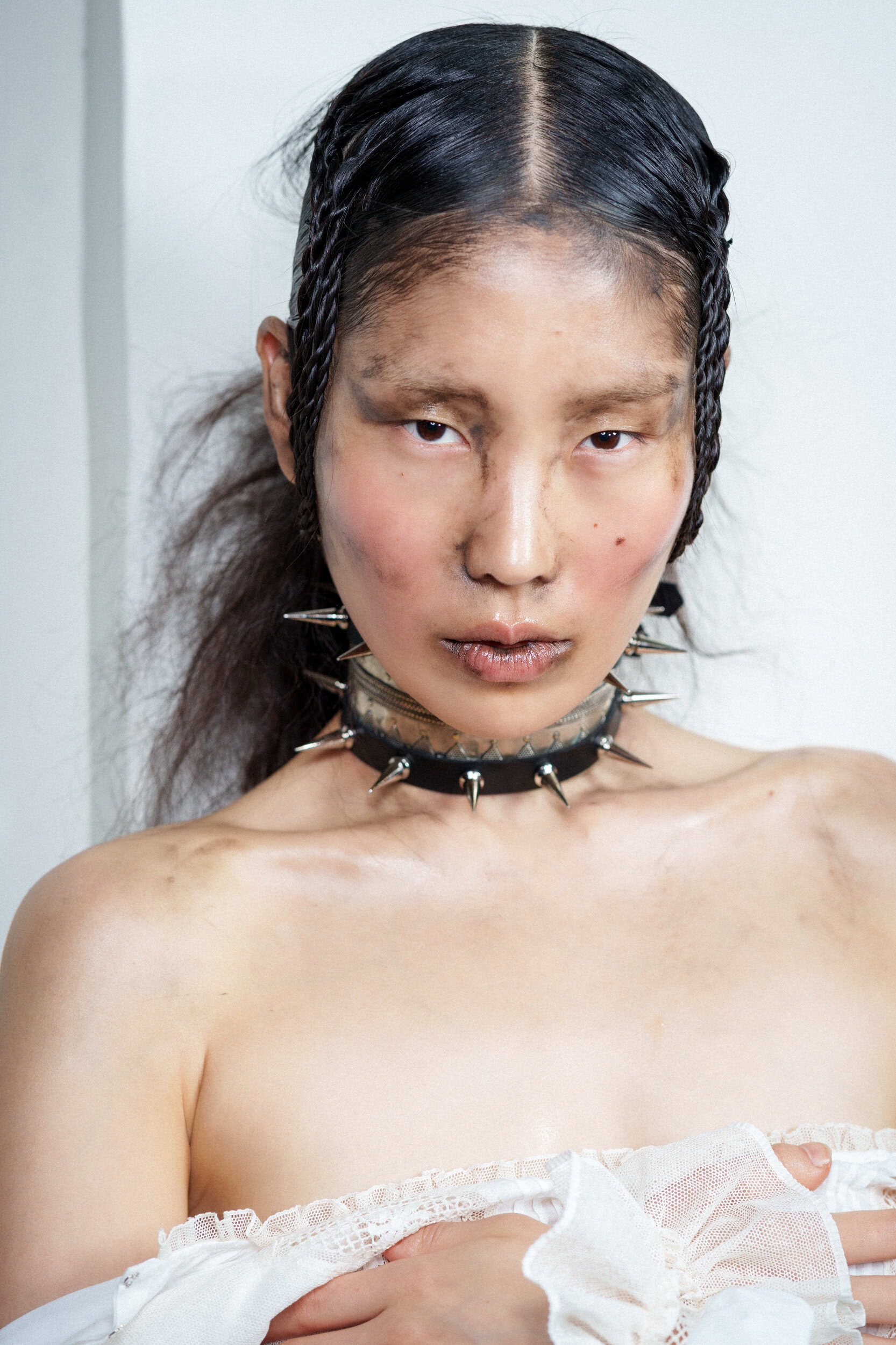 Dilara Findikoglu Spring 2026 Fashion Show Backstage