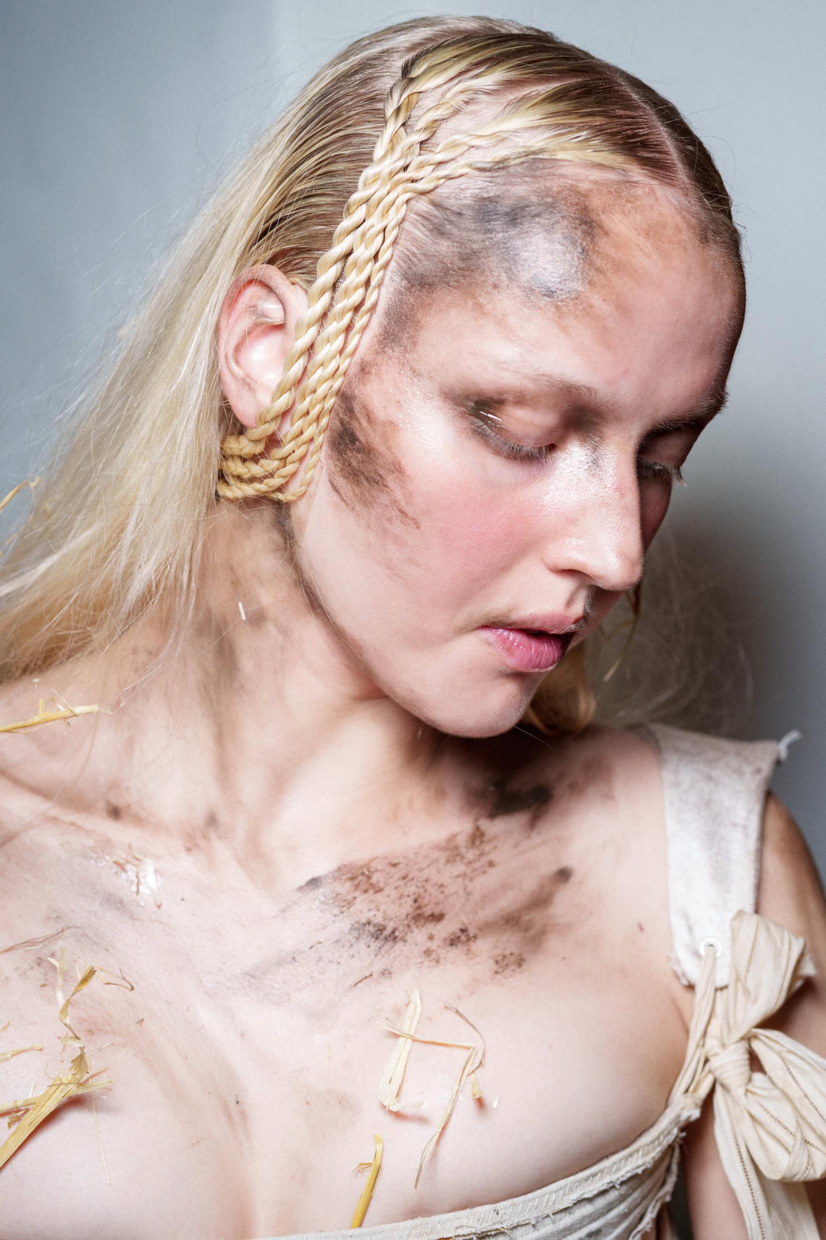 Dilara Findikoglu Spring 2026 Fashion Show Backstage
