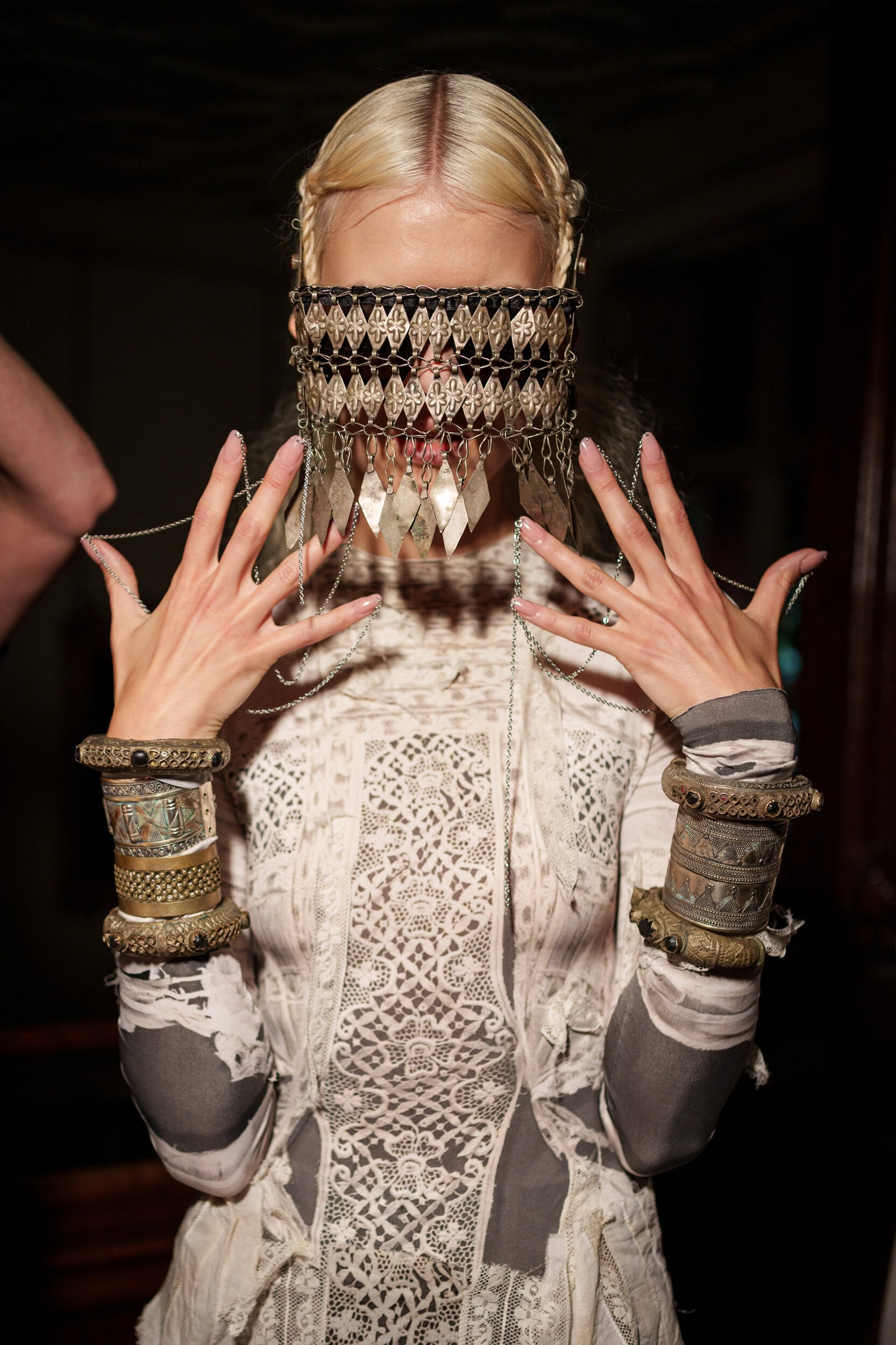 Dilara Findikoglu Spring 2026 Fashion Show Backstage