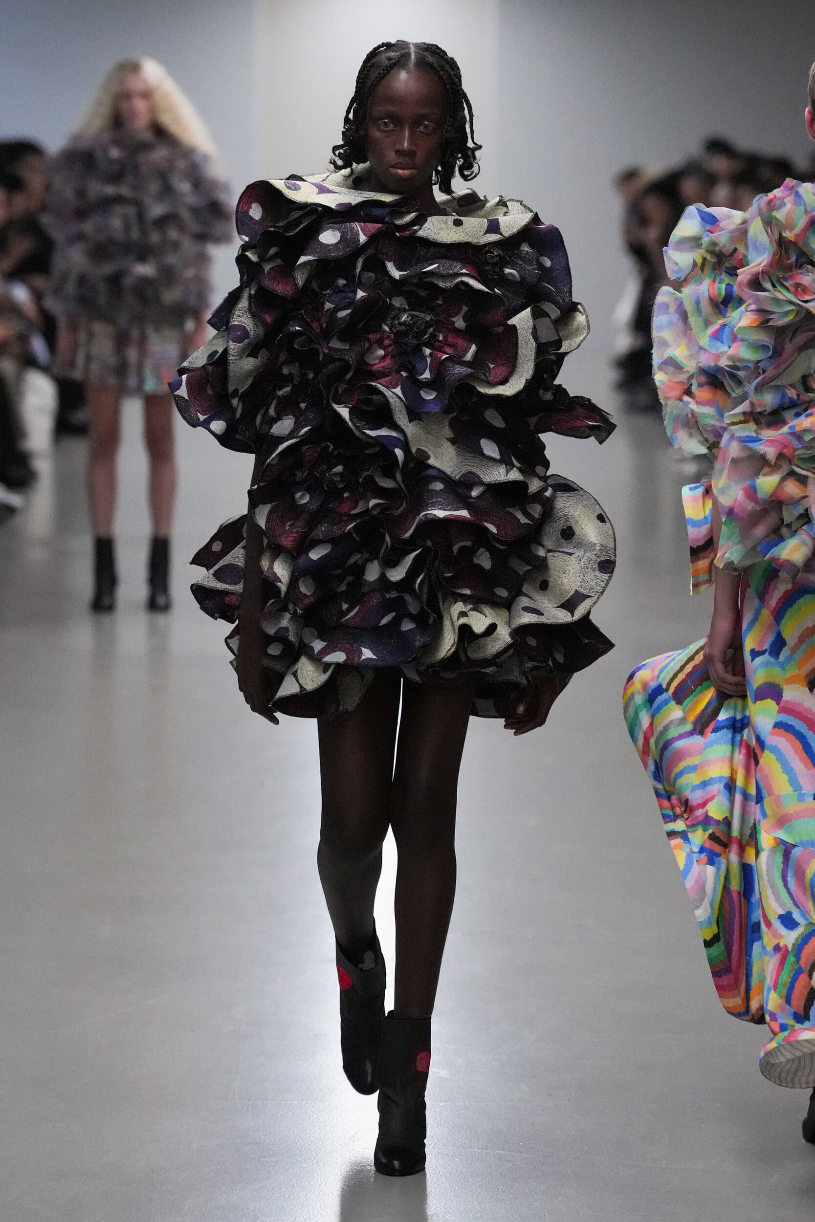 Anrealage Spring 2026 Fashion Show