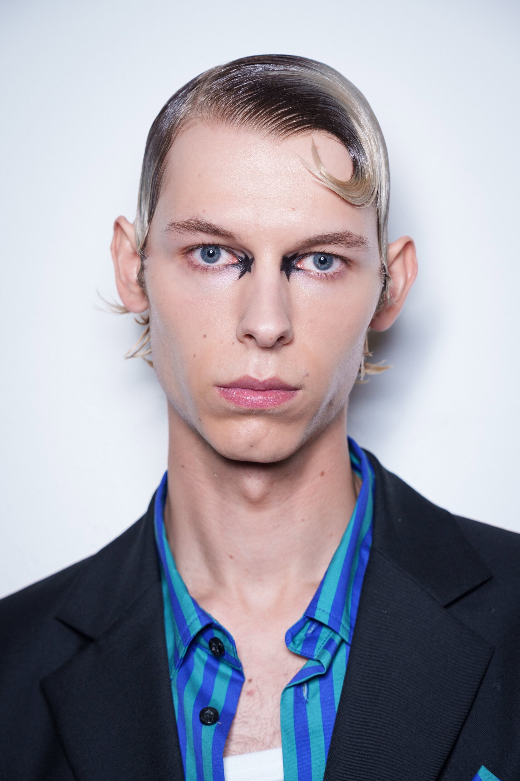 Mains Spring 2026 Fashion Show Backstage