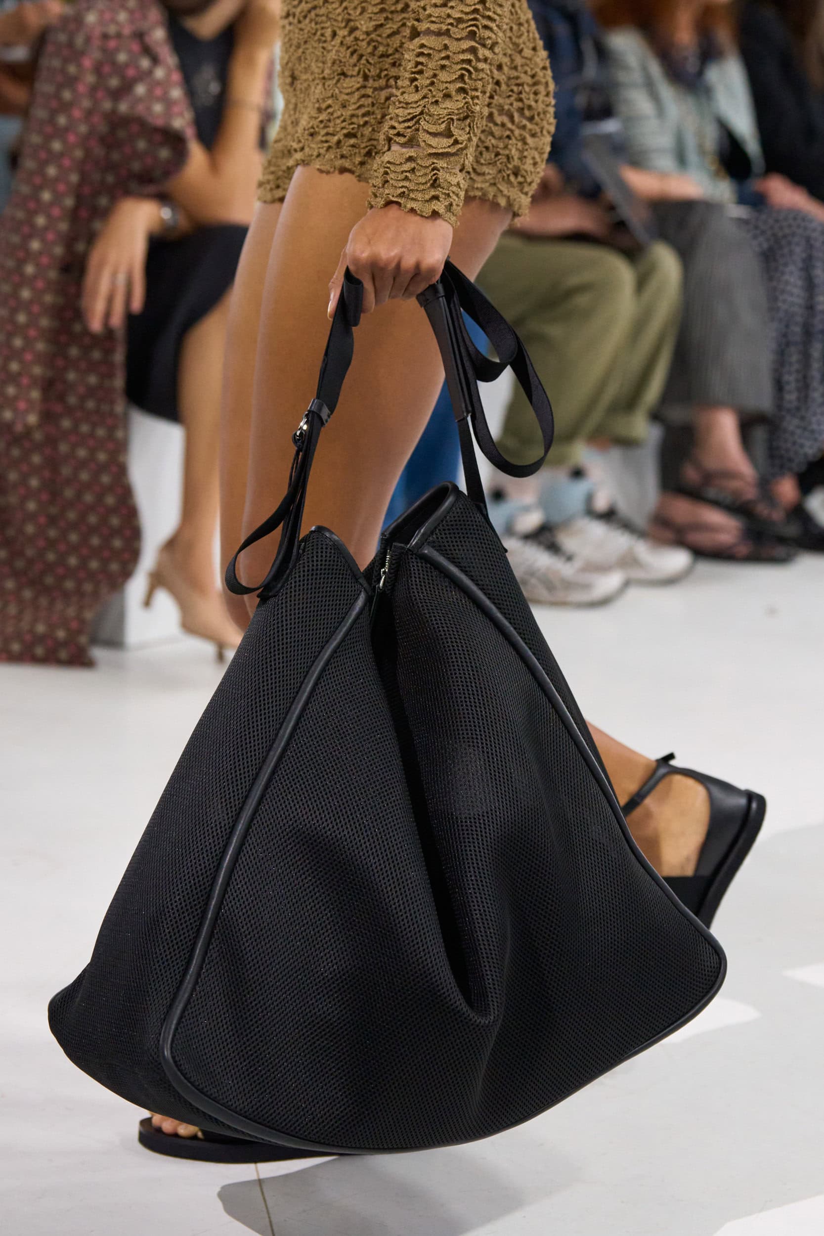 Max Mara Spring 2026 Fashion Show Details