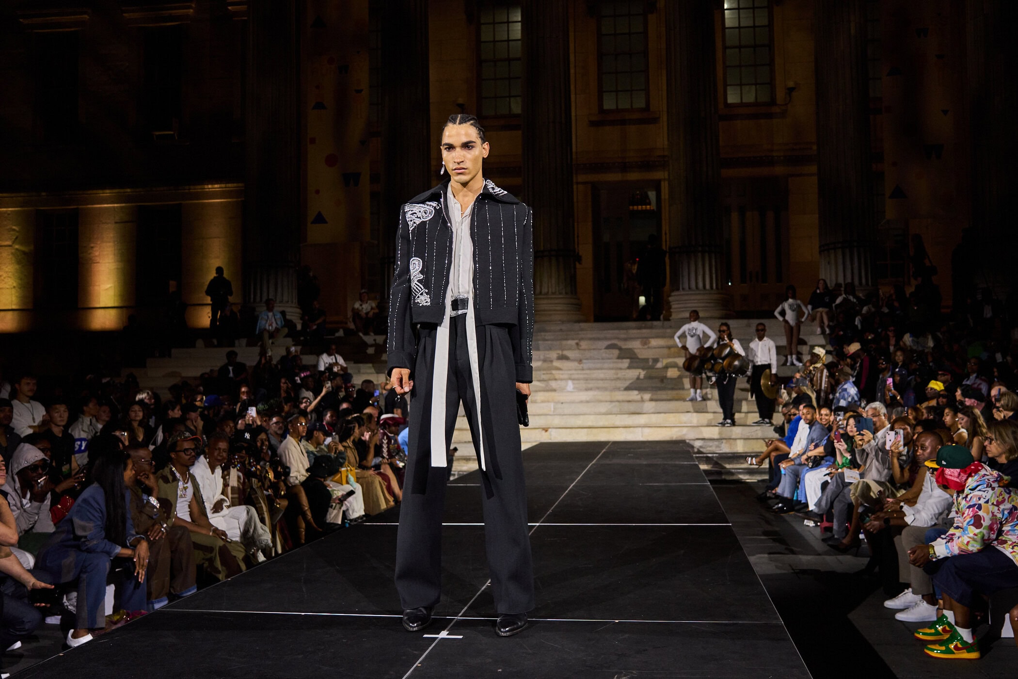 People S Runway Spring 2026 Fashion Show Atmosphere