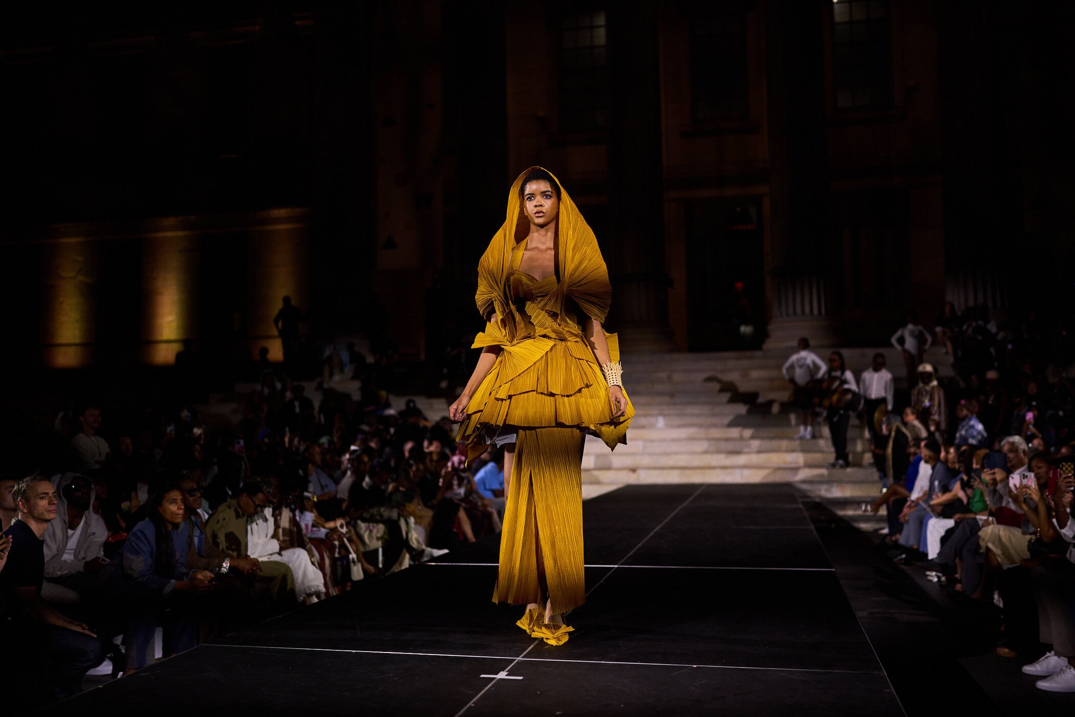 People S Runway Spring 2026 Fashion Show Atmosphere