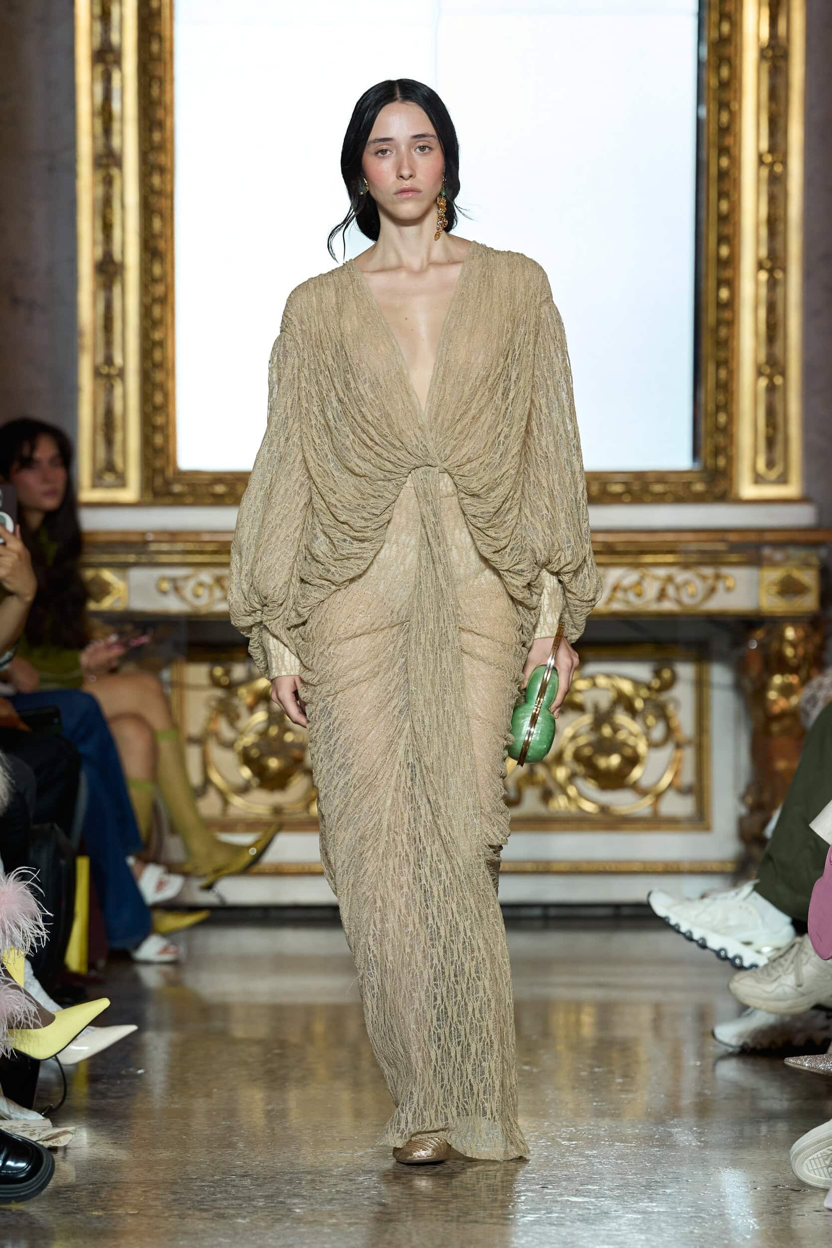 Sarawong Spring 2026 Fashion Show