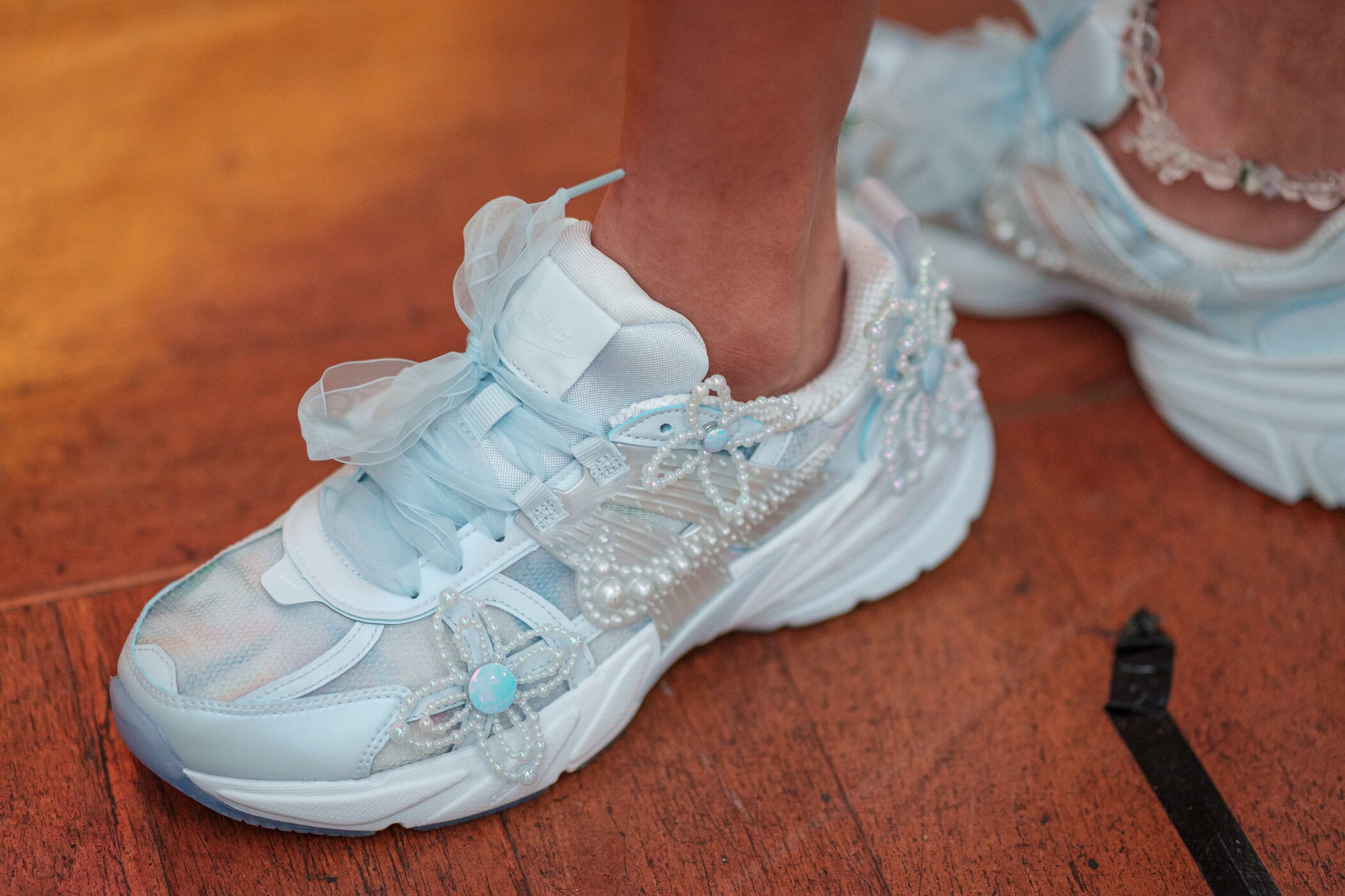Susan Fang Spring 2026 Fashion Show Backstage