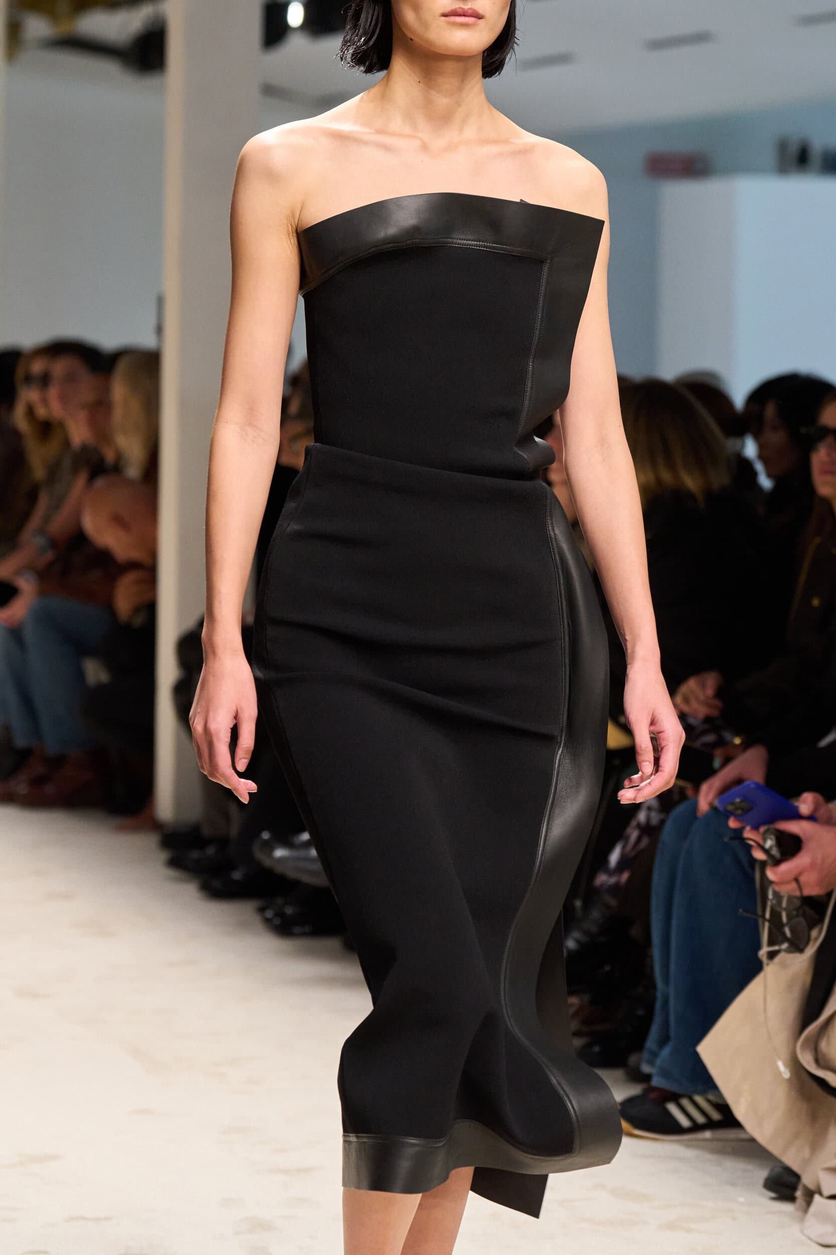 Tod S Spring 2026 Fashion Show Details