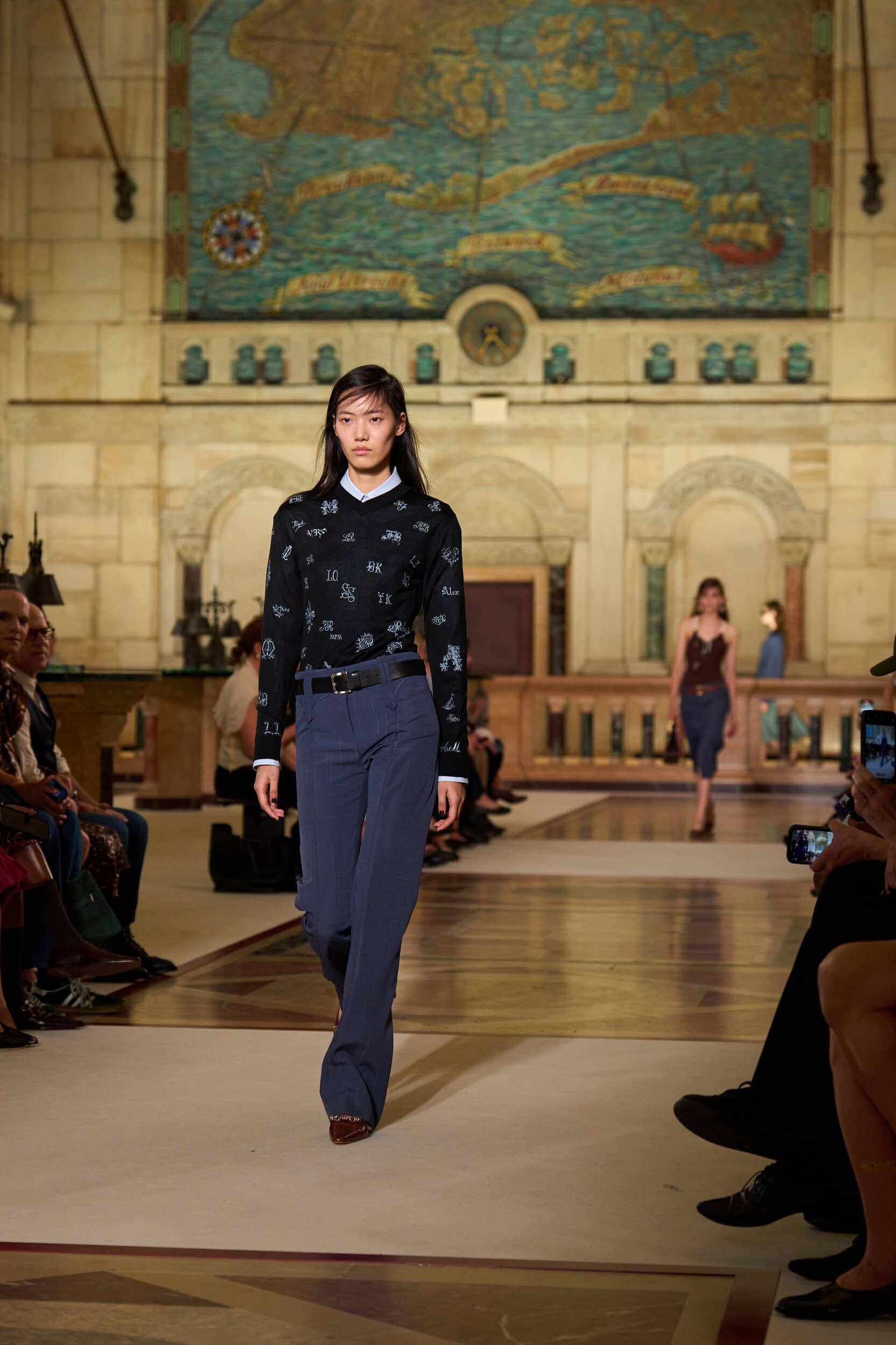 Tory Burch Spring 2026 Fashion Show Atmosphere