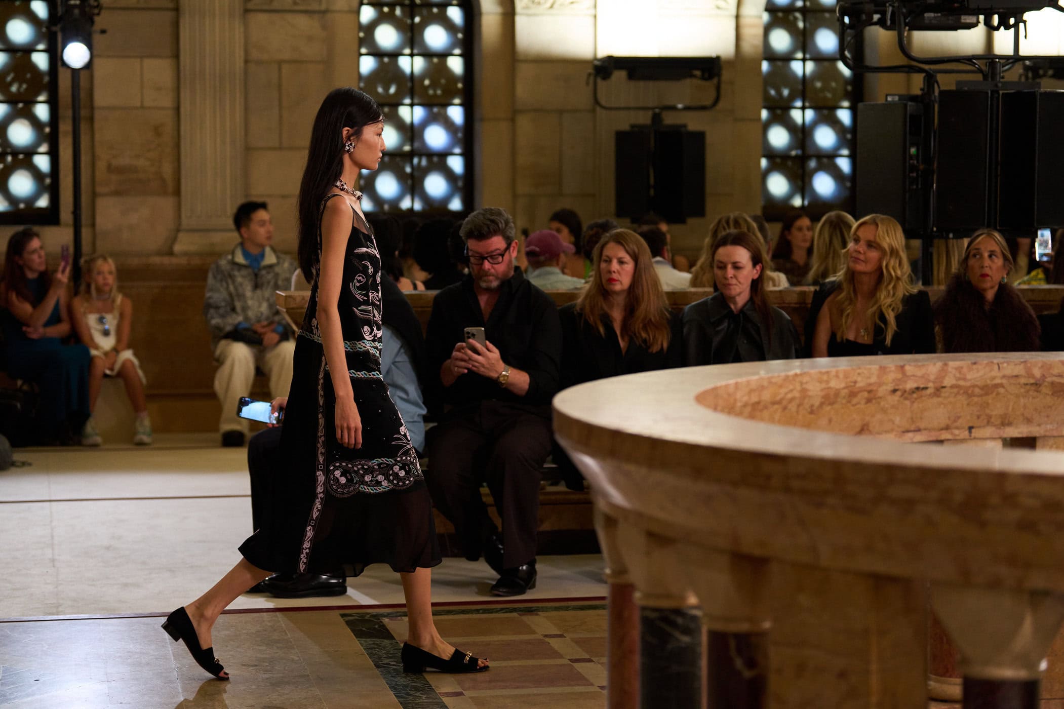 Tory Burch Spring 2026 Fashion Show Atmosphere