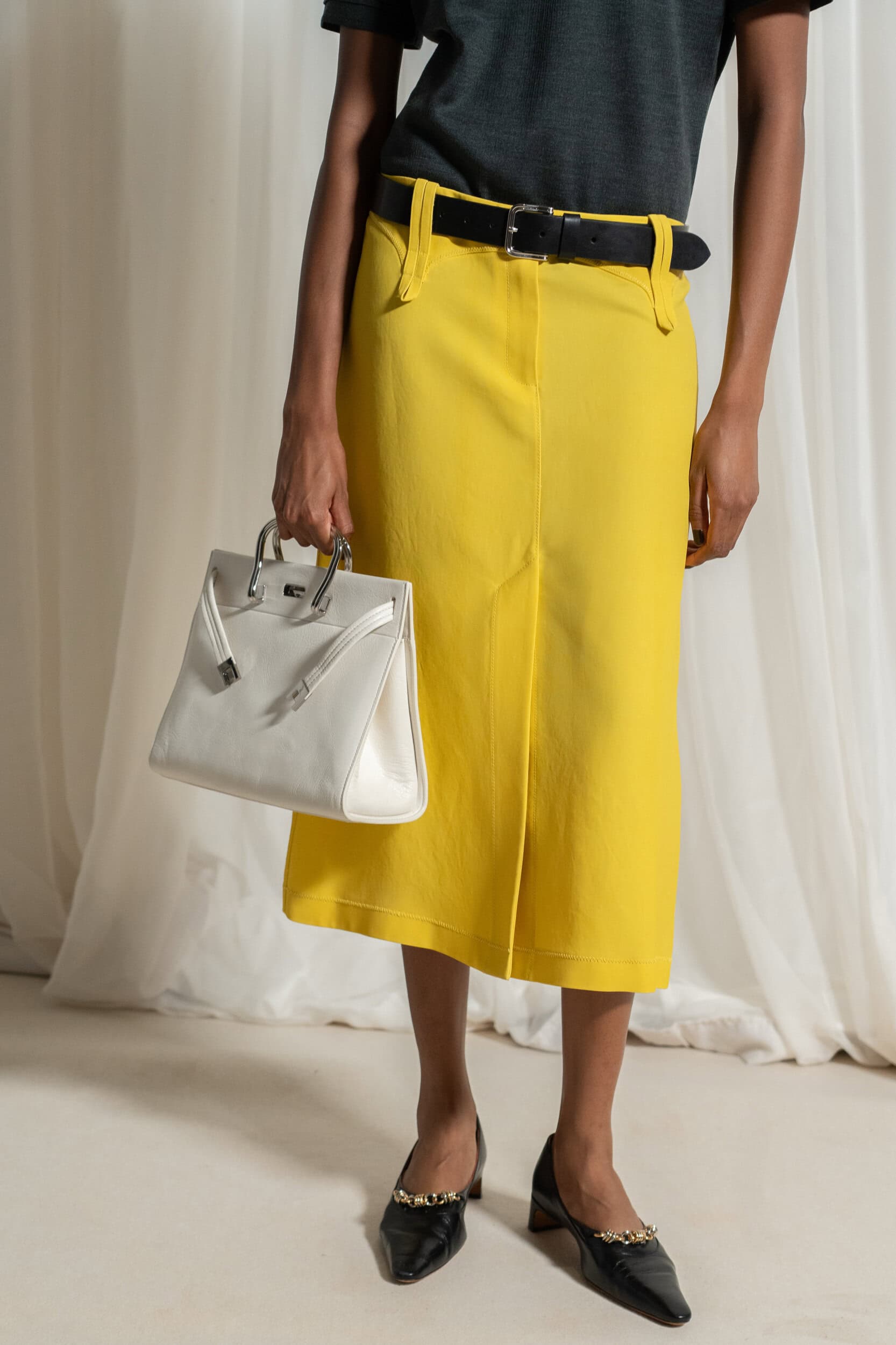 Tory Burch Spring 2026 Fashion Show Backstage