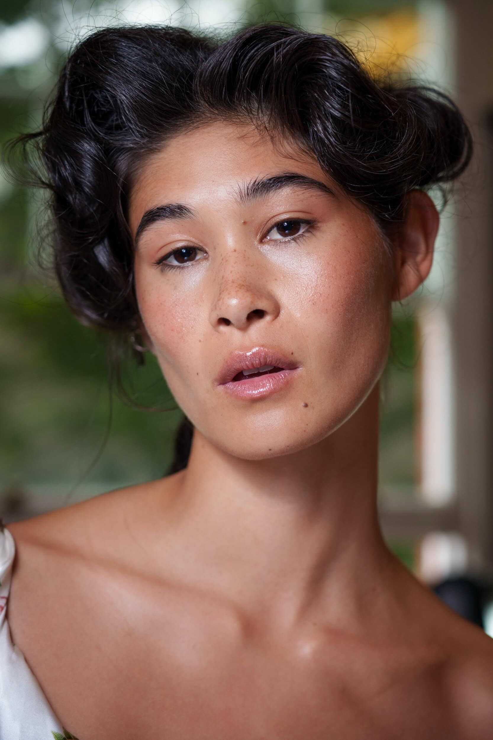 Yuhan Wang Spring 2026 Fashion Show Backstage