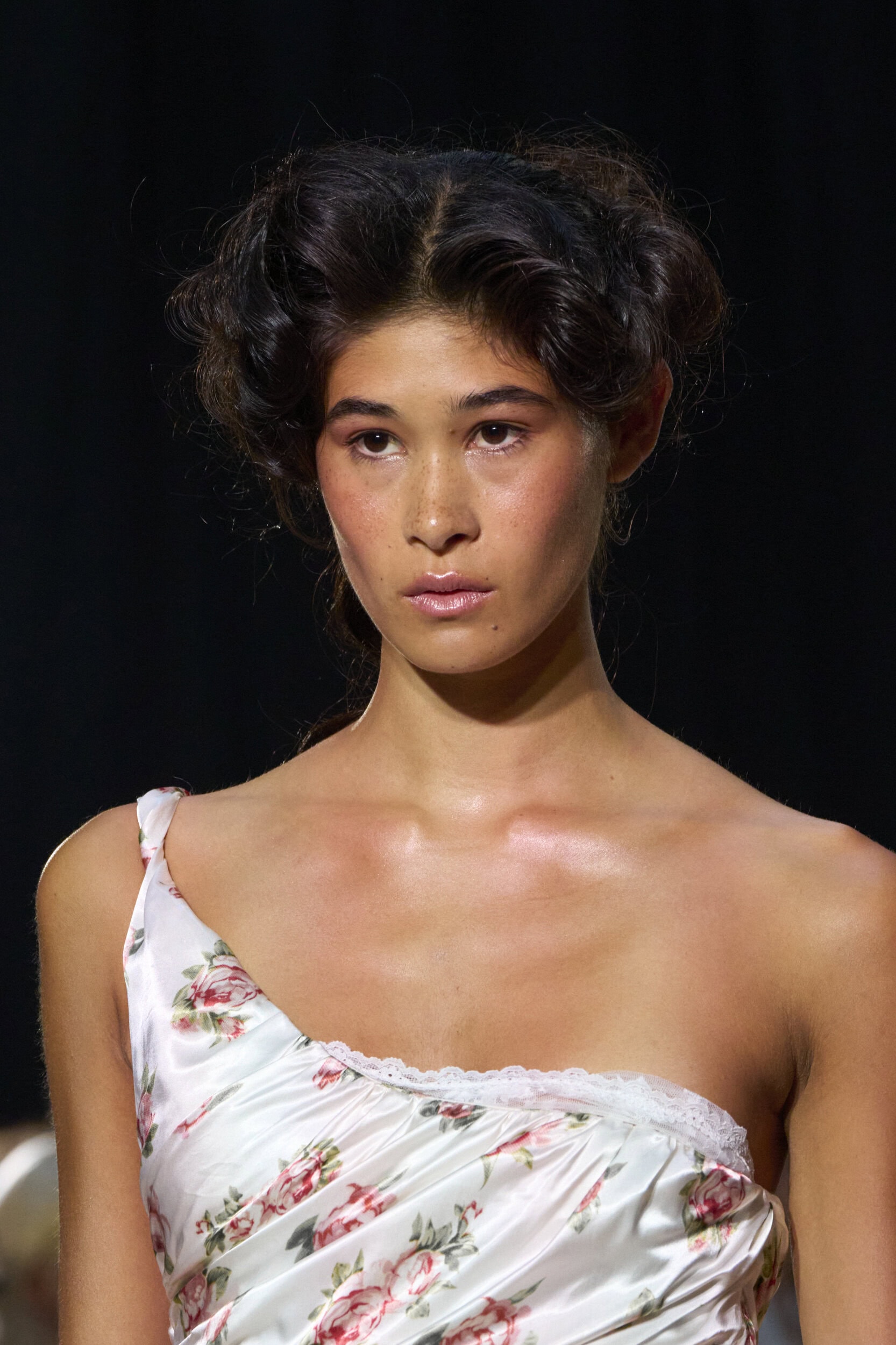 Yuhan Wang Spring 2026 Fashion Show Details