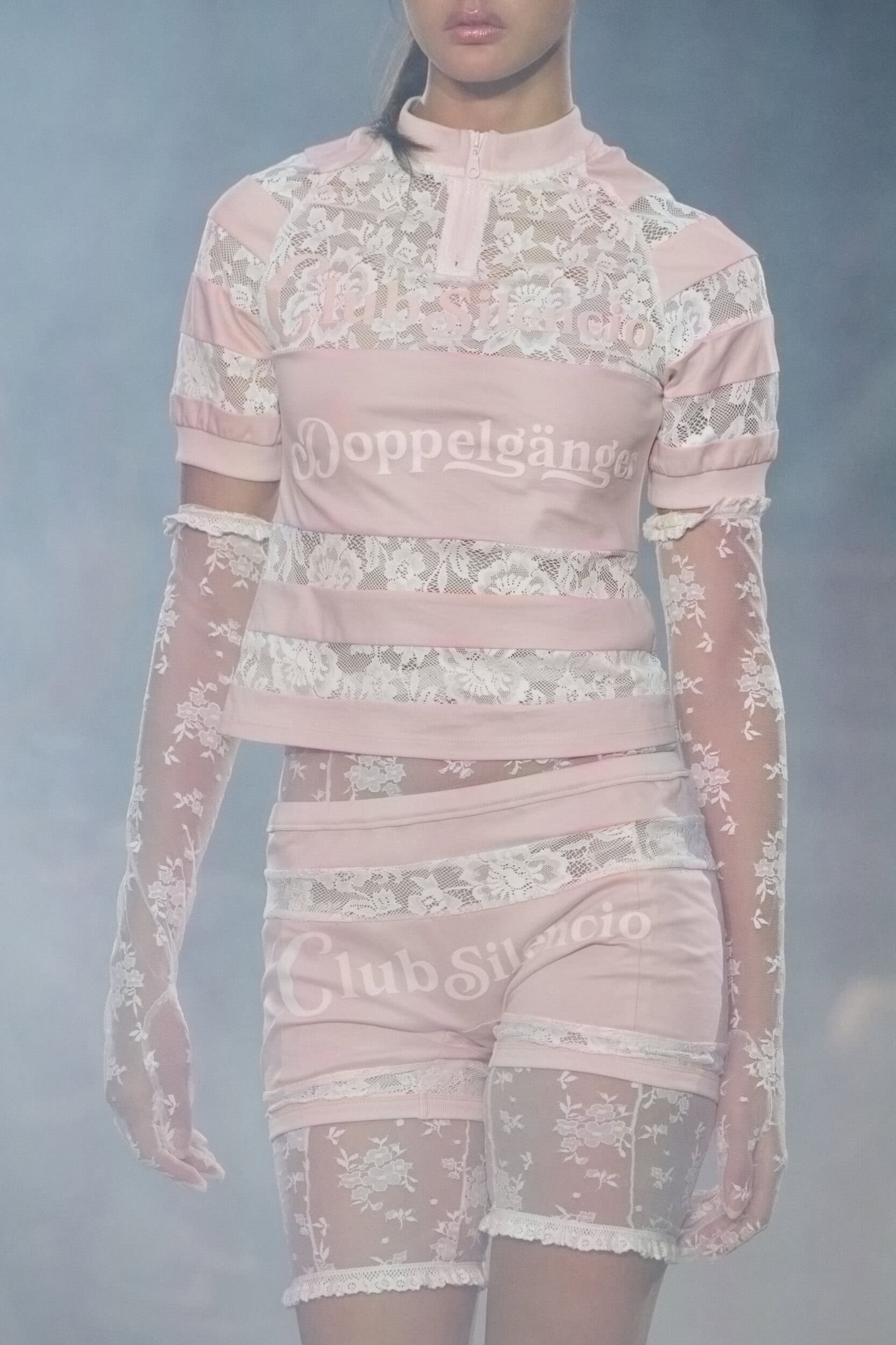Yuhan Wang Spring 2026 Fashion Show Details