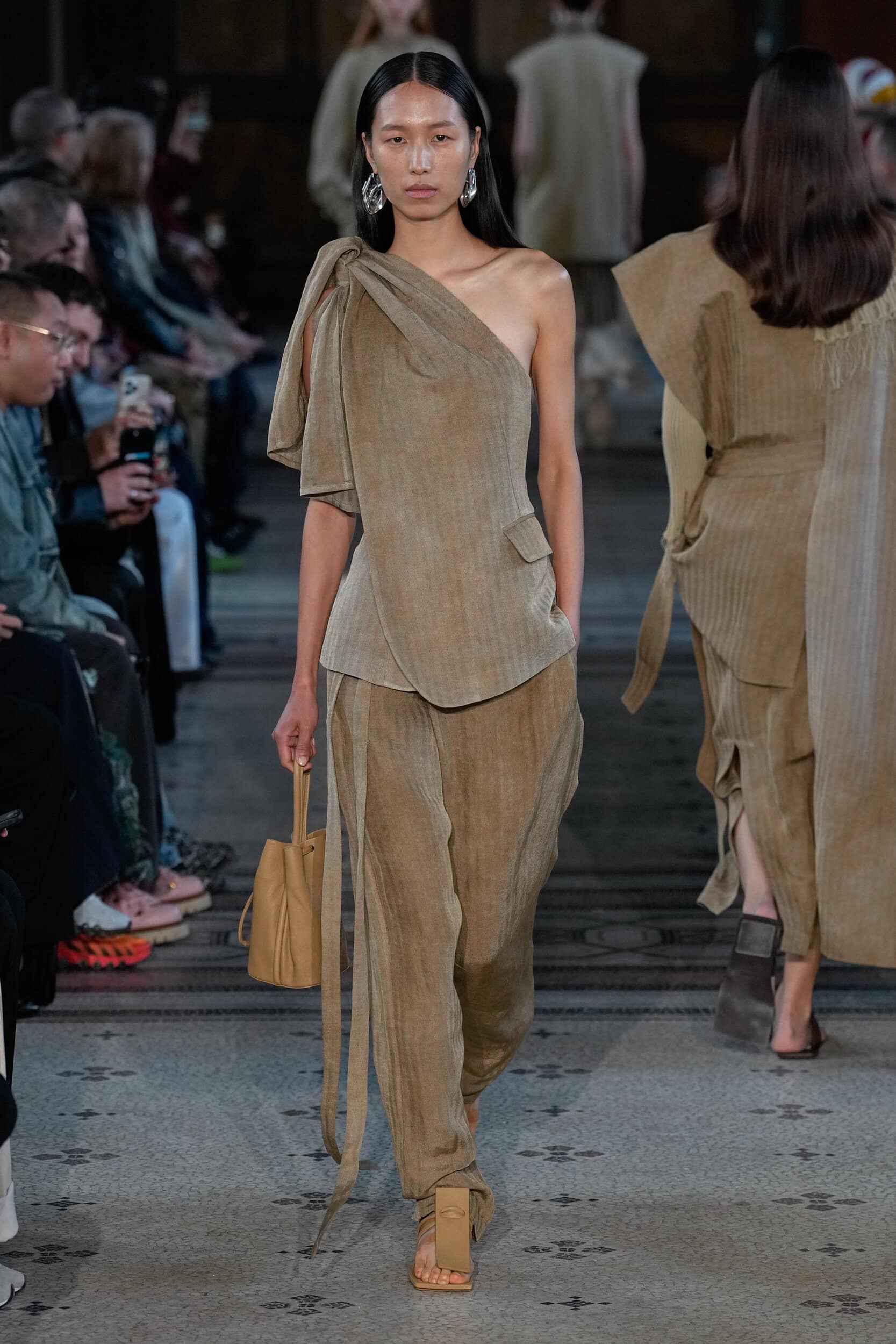 Uma Wang Spring 2026 Fashion Show