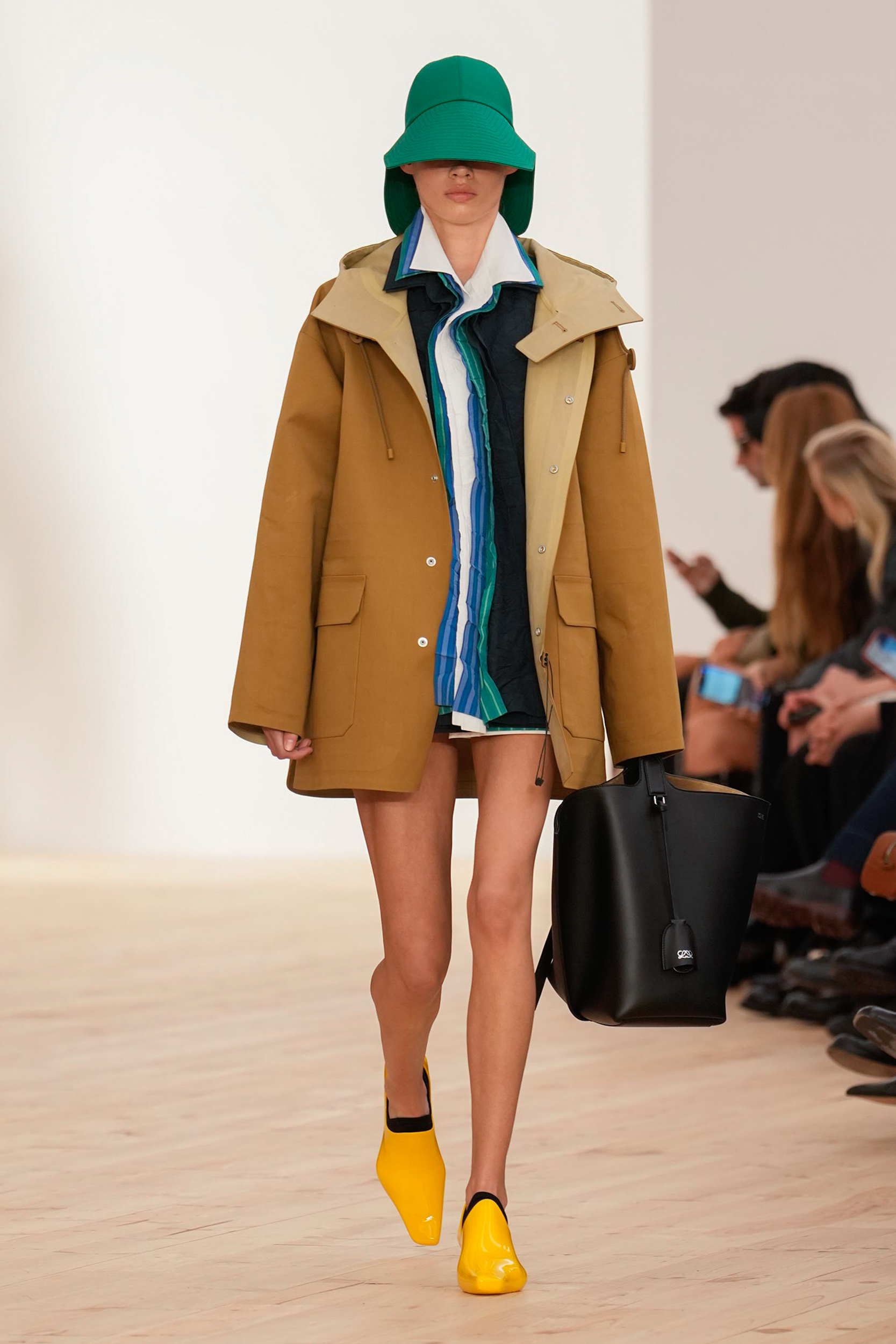 Loewe Spring 2026 Fashion Show