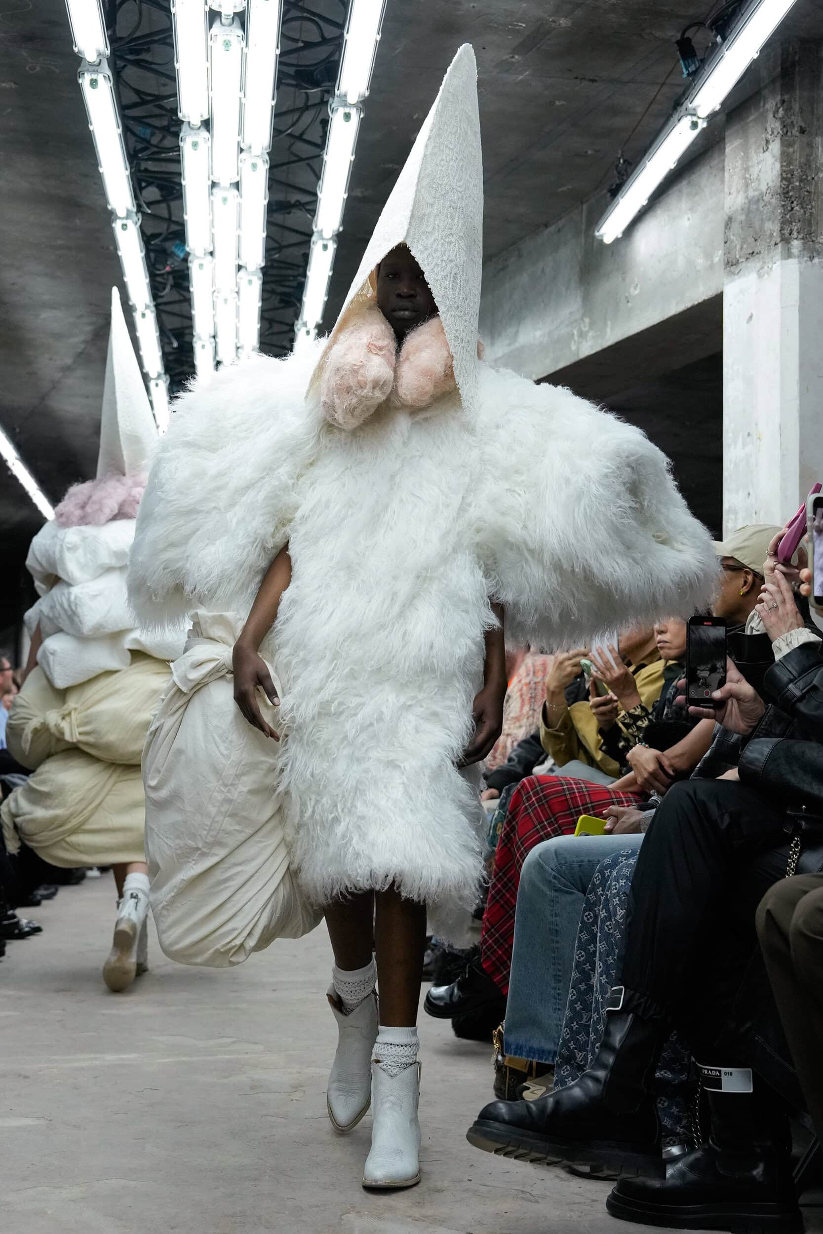Comme Des Garcons Spring 2026 Fashion Show