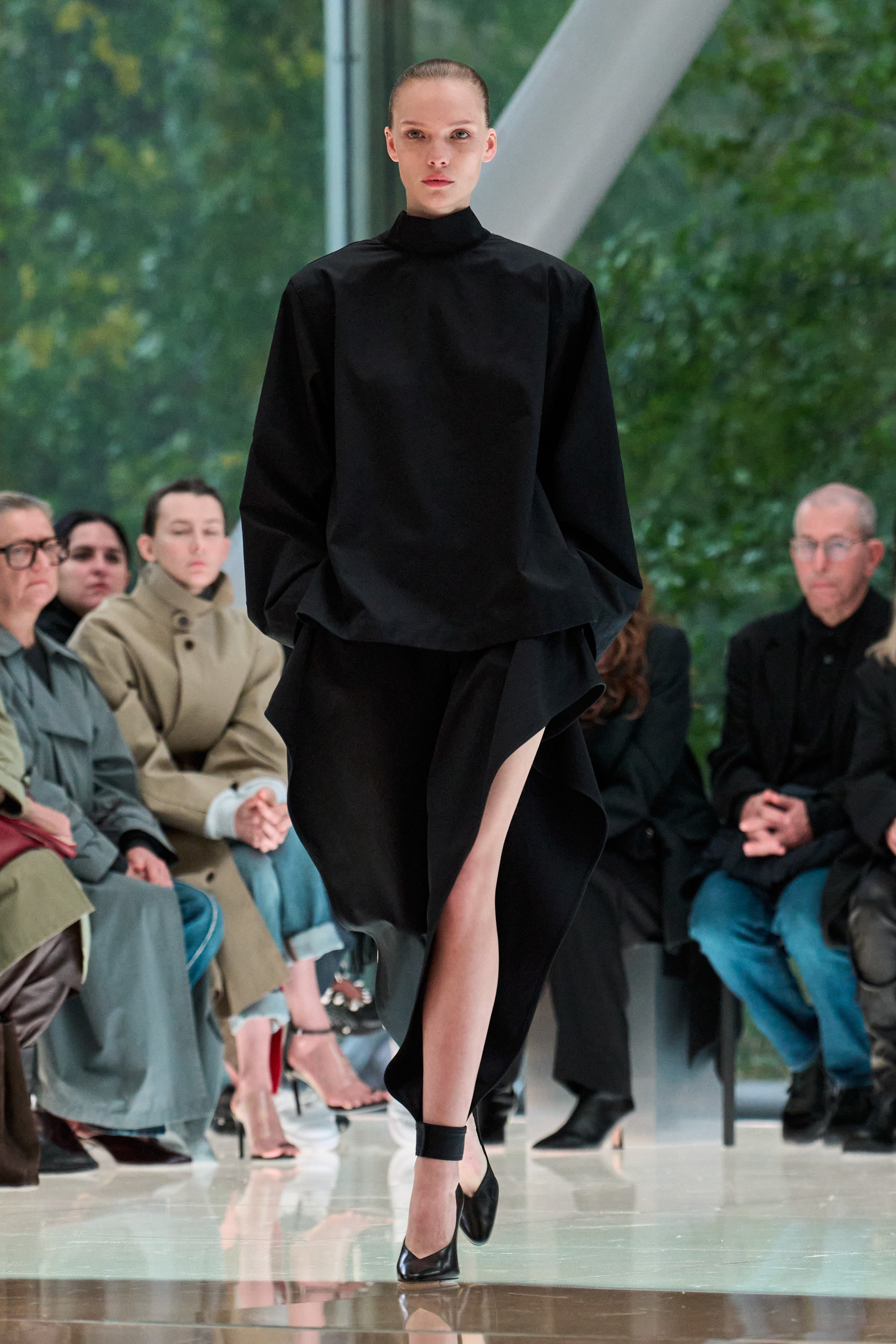 Alaia Spring 2026 Fashion Show