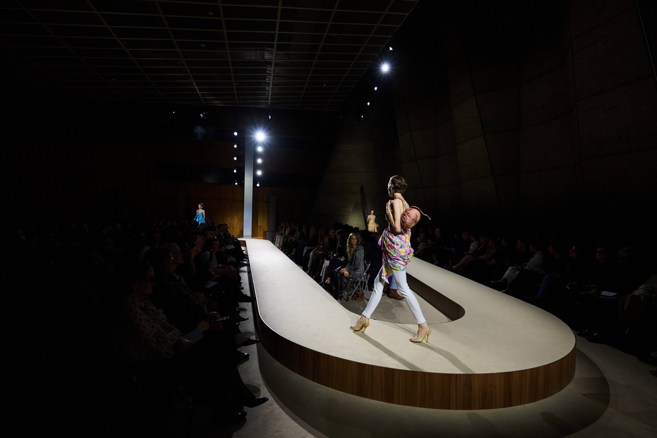 Chloe Spring 2026 Fashion Show Atmosphere