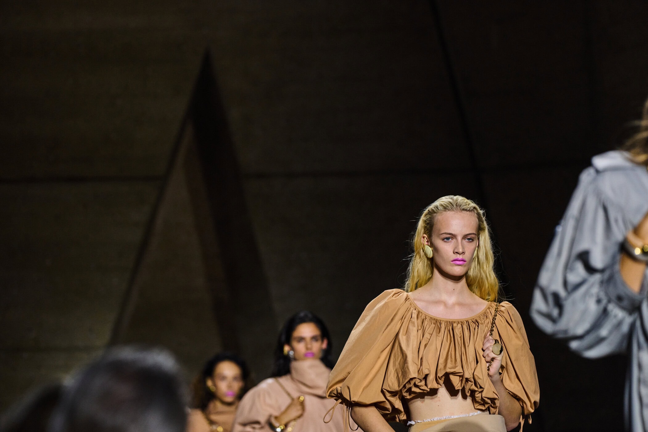 Chloe Spring 2026 Fashion Show Atmosphere