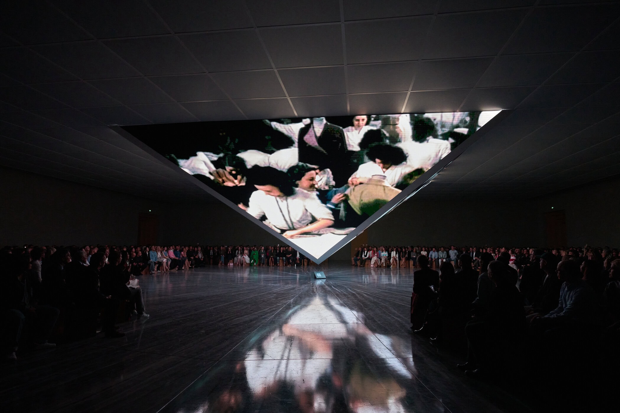 Christian Dior Spring 2026 Fashion Show Atmosphere