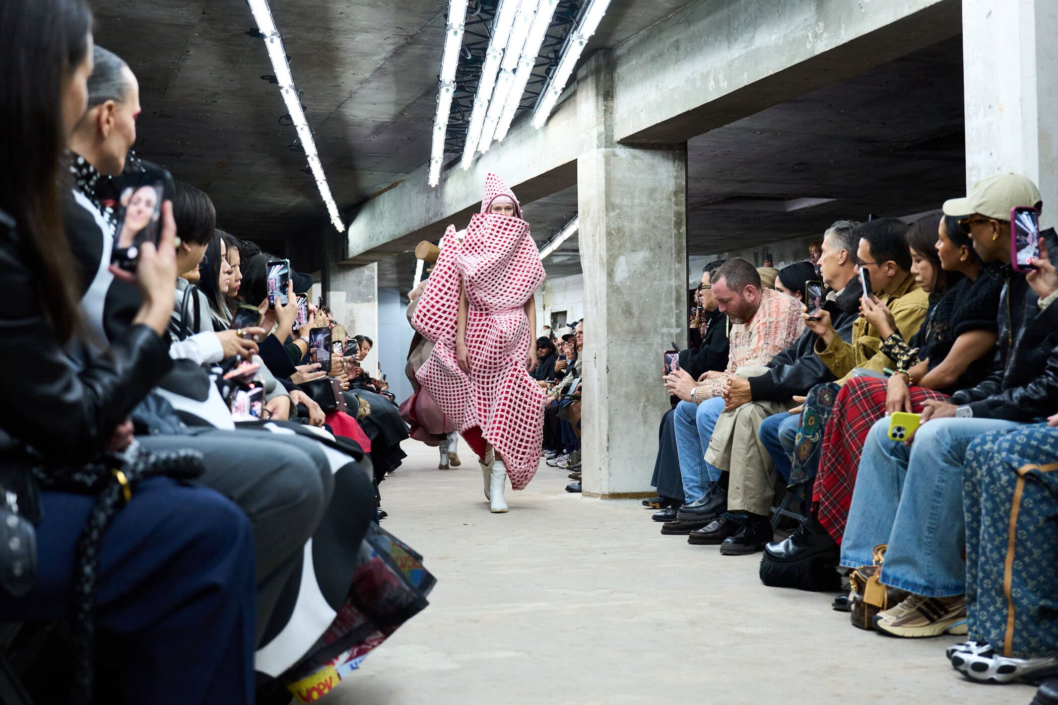 Comme Des Garcons Spring 2026 Fashion Show Atmosphere