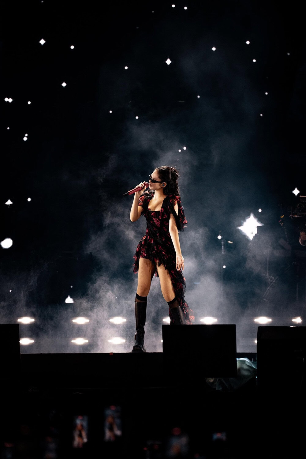 Jennie Kim wears McQueen to The Blackpink 'Deadline' World Tour in Bangkok