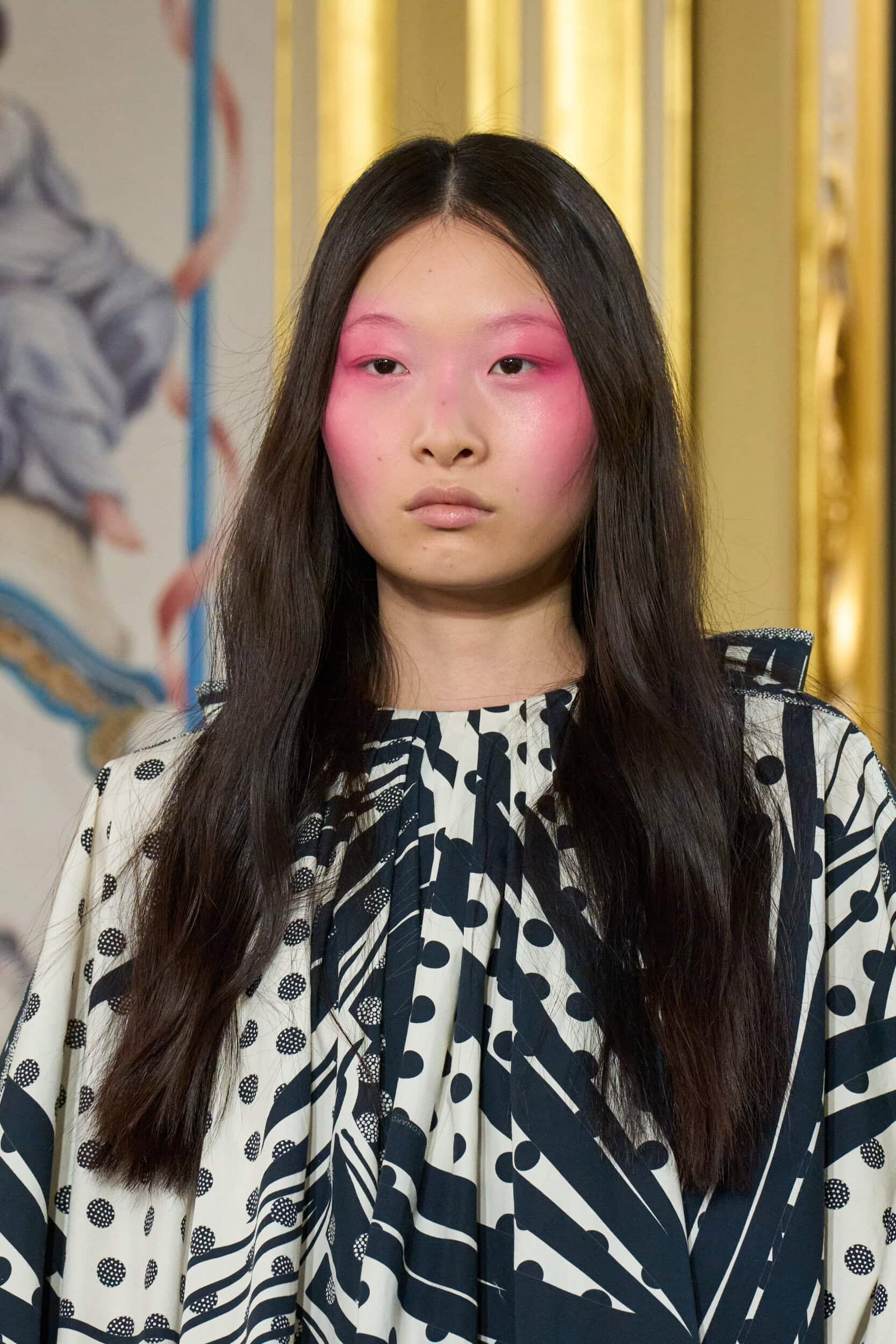 Leonard Paris Spring 2026 Fashion Show Details