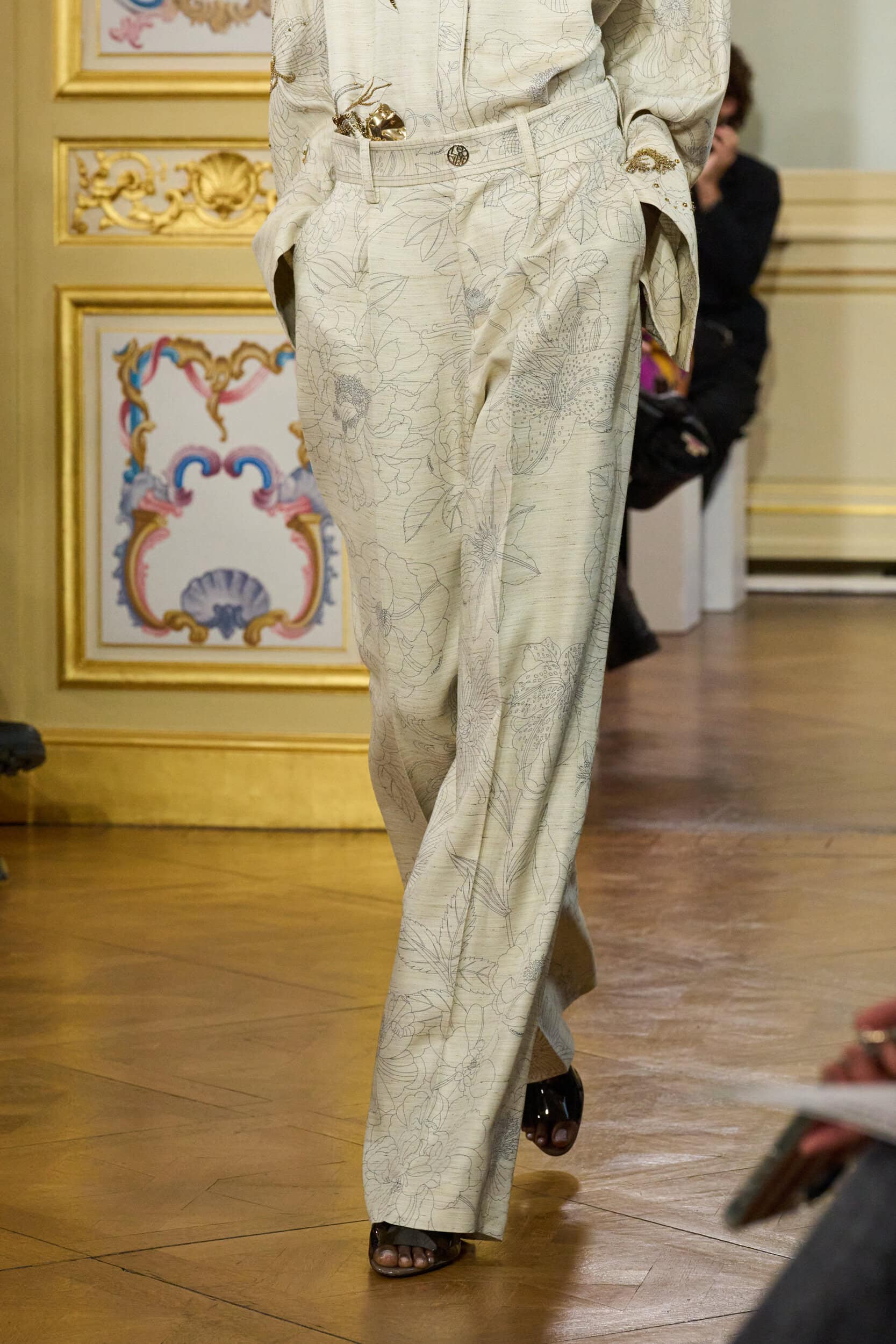 Leonard Paris Spring 2026 Fashion Show Details