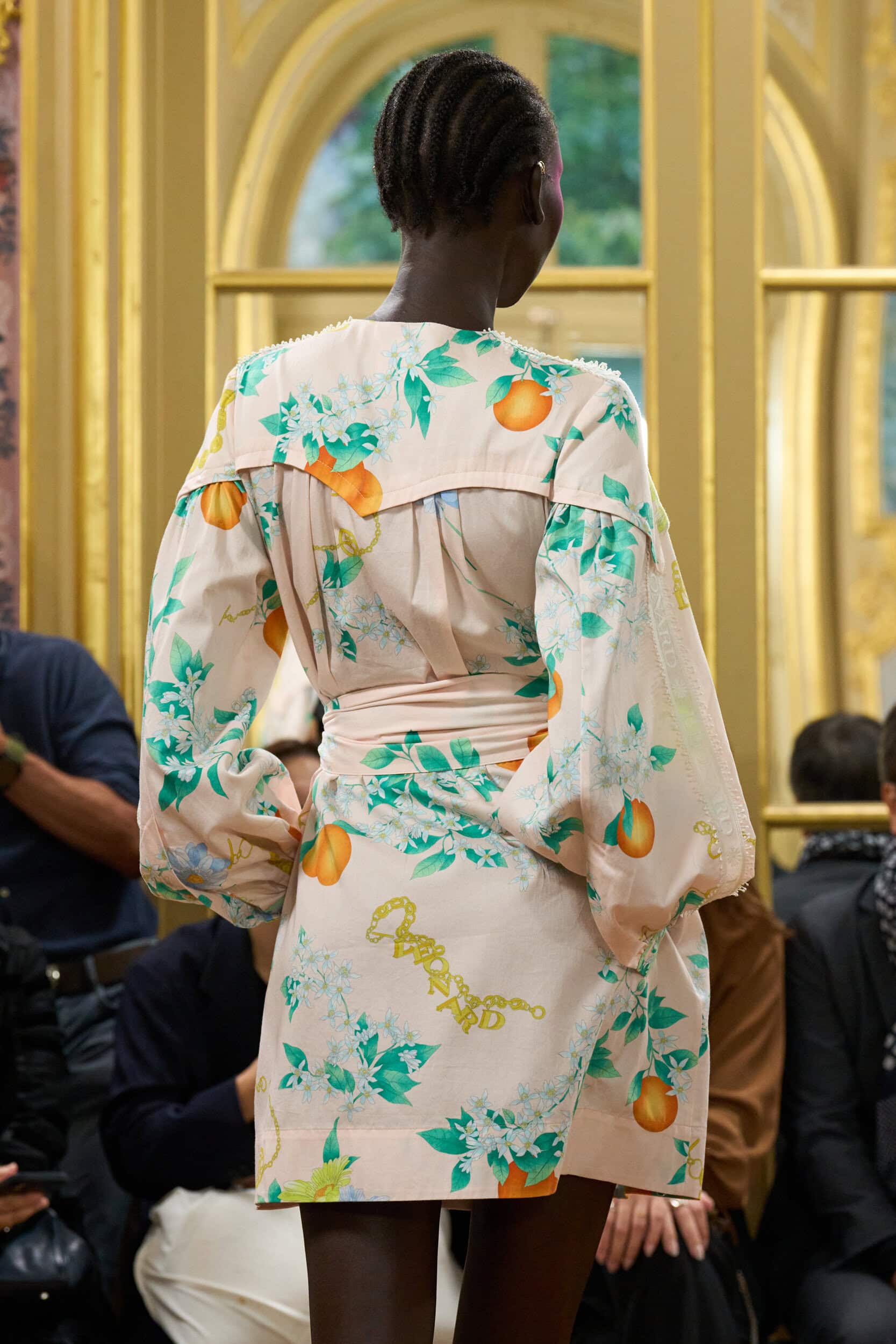 Leonard Paris Spring 2026 Fashion Show Details