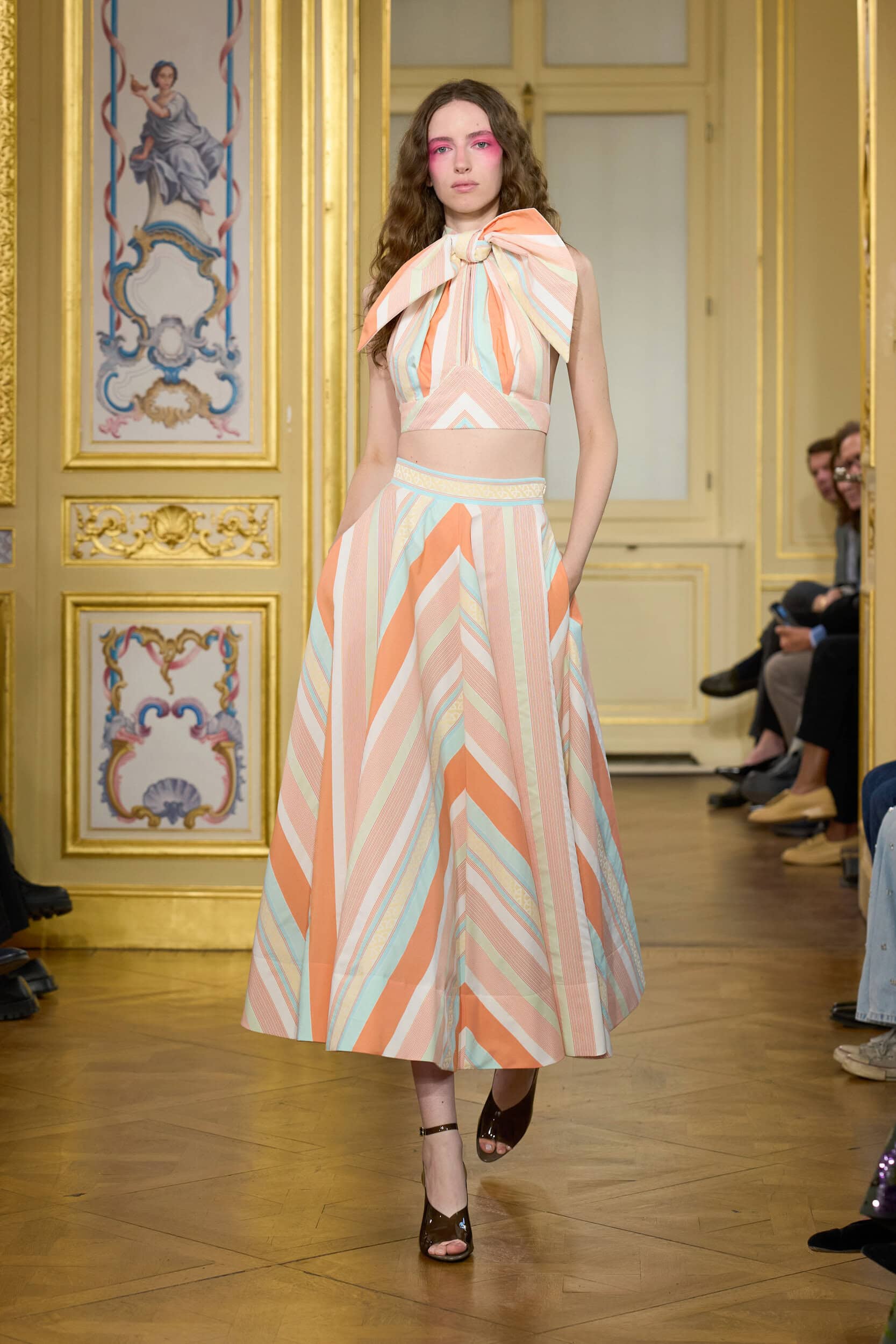 Leonard Paris Spring 2026 Fashion Show