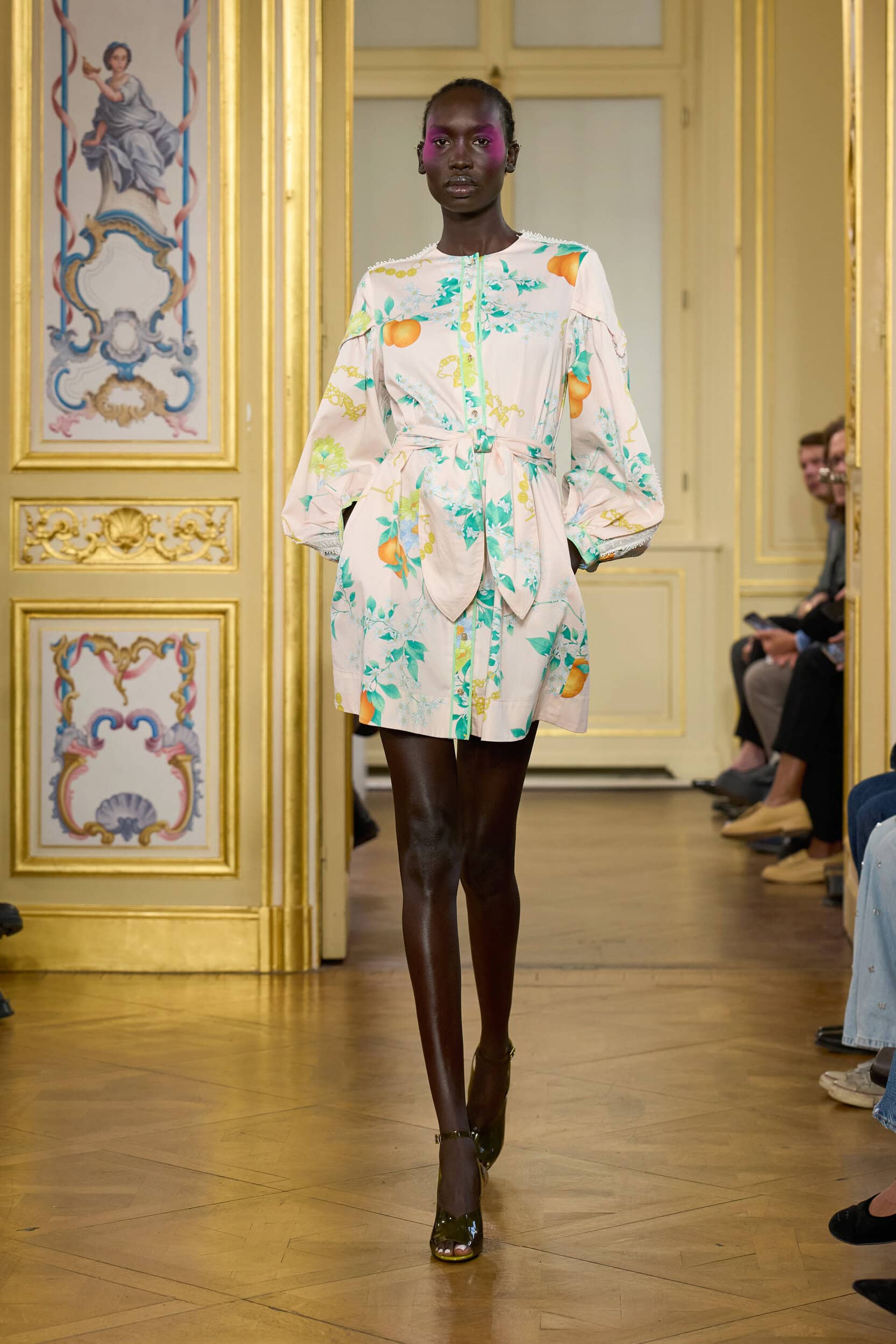 Leonard Paris Spring 2026 Fashion Show