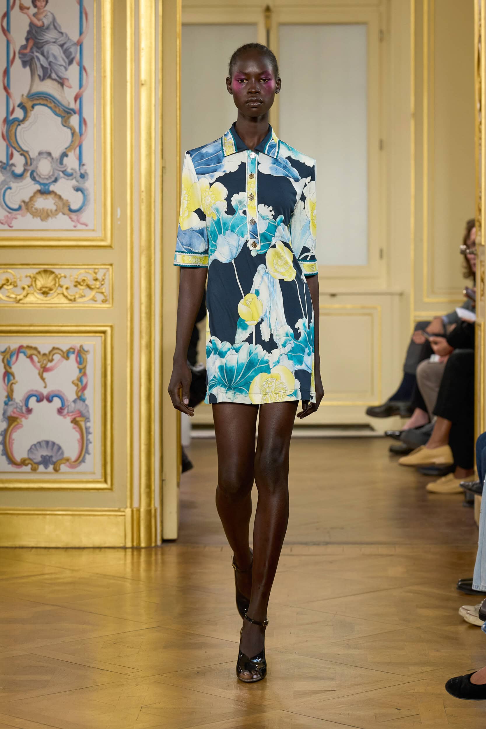 Leonard Paris Spring 2026 Fashion Show
