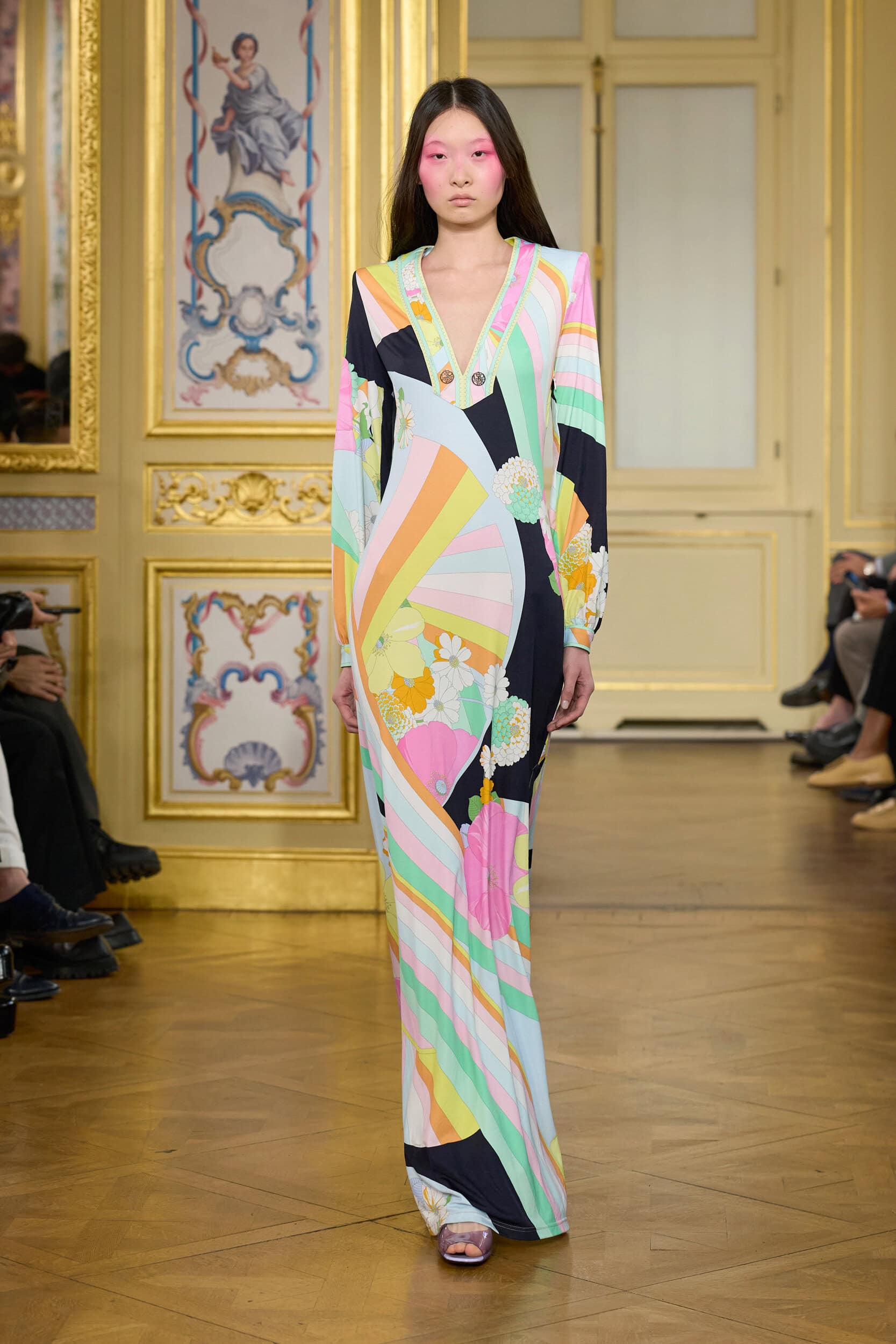 Leonard Paris Spring 2026 Fashion Show