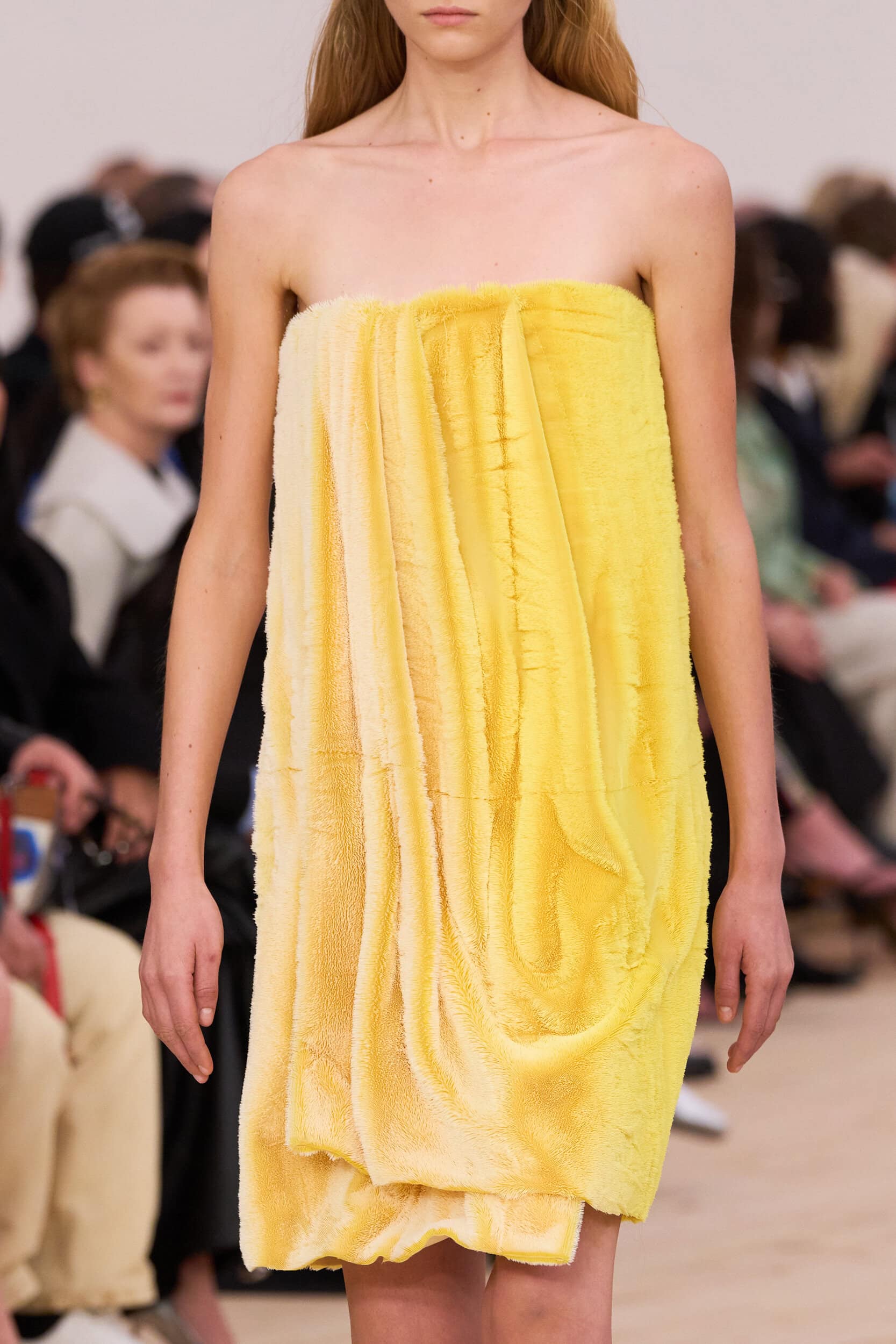 Loewe Spring 2026 Fashion Show Details