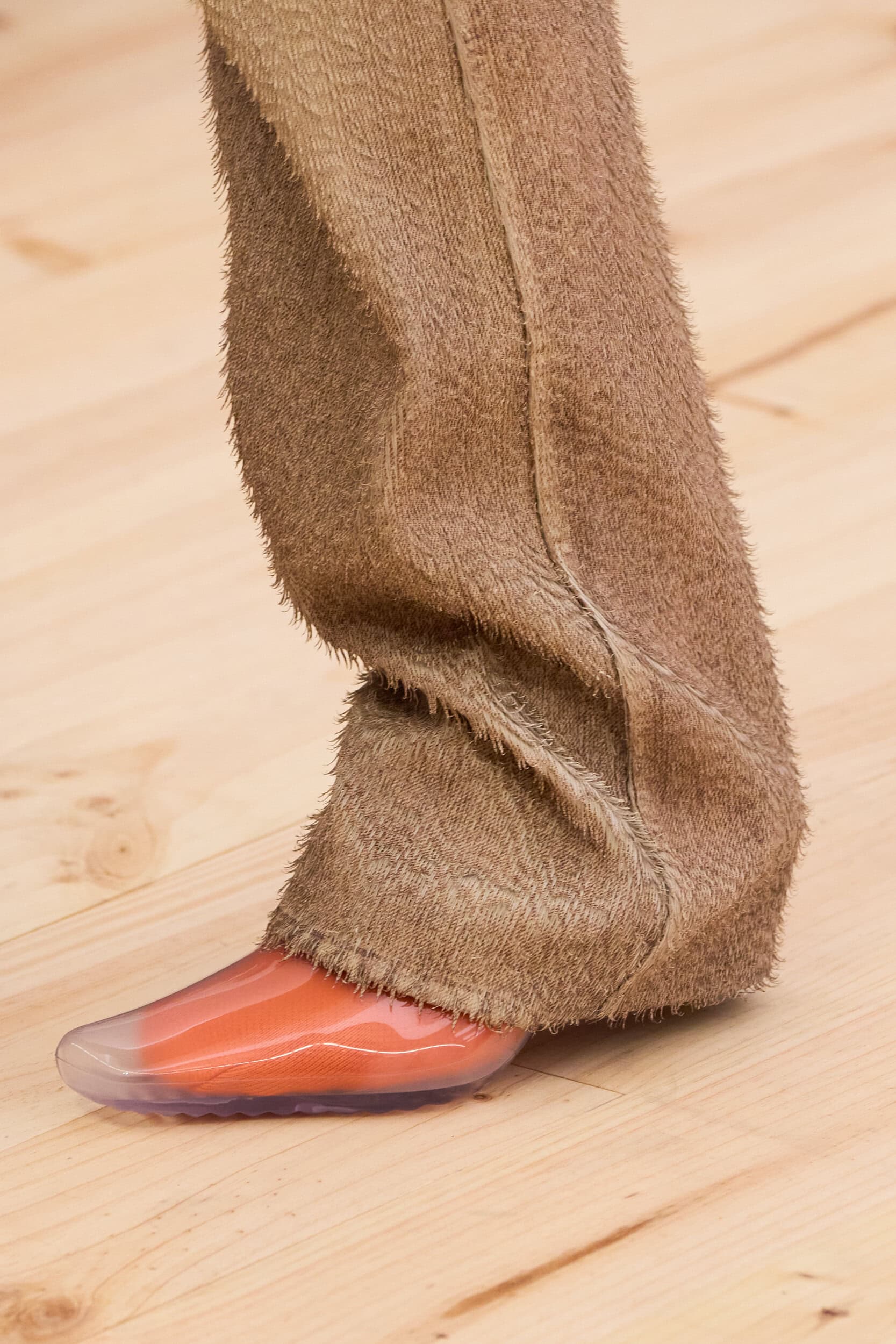 Loewe Spring 2026 Fashion Show Details