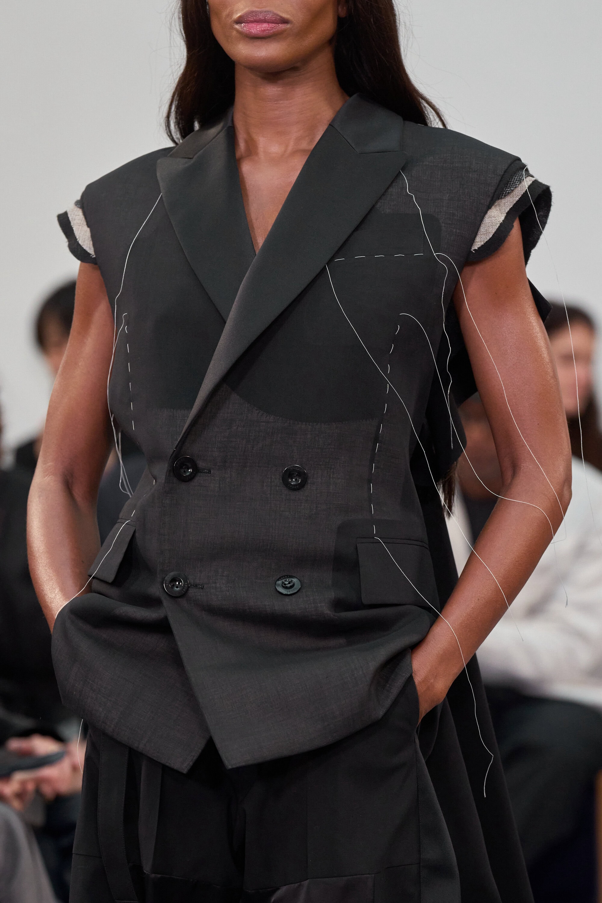Sacai Spring 2026 Fashion Show Details