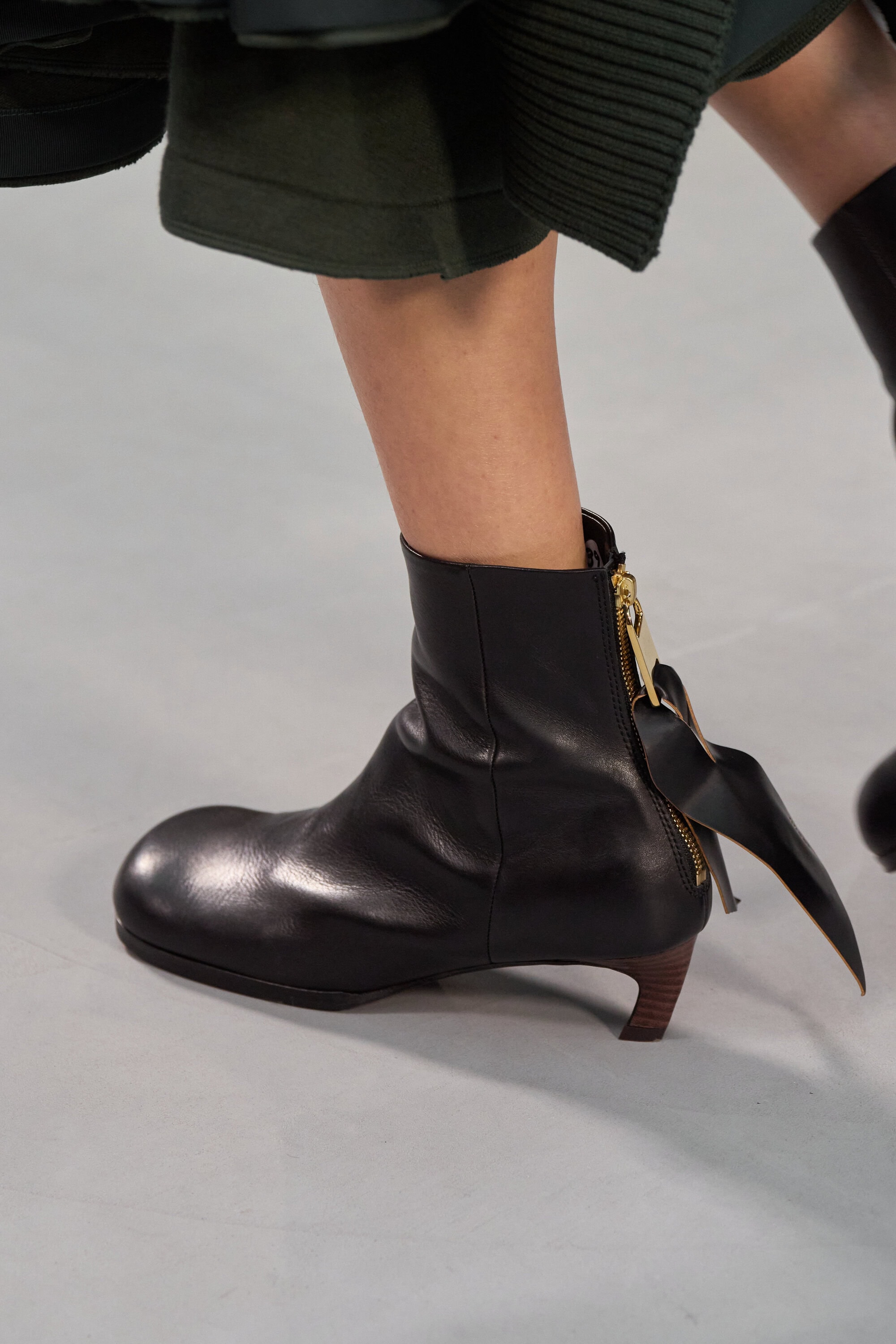 Sacai Spring 2026 Fashion Show Details