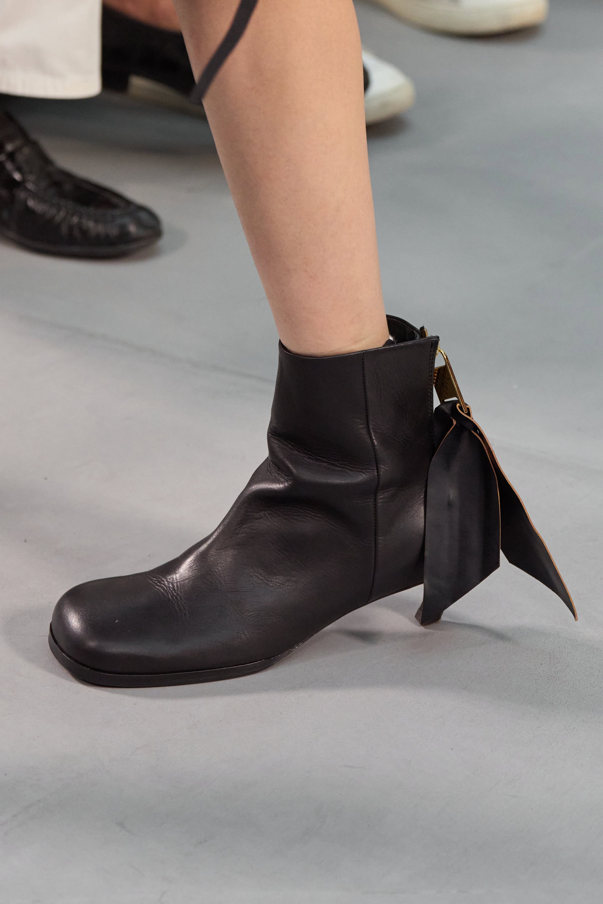 Sacai Spring 2026 Fashion Show Details