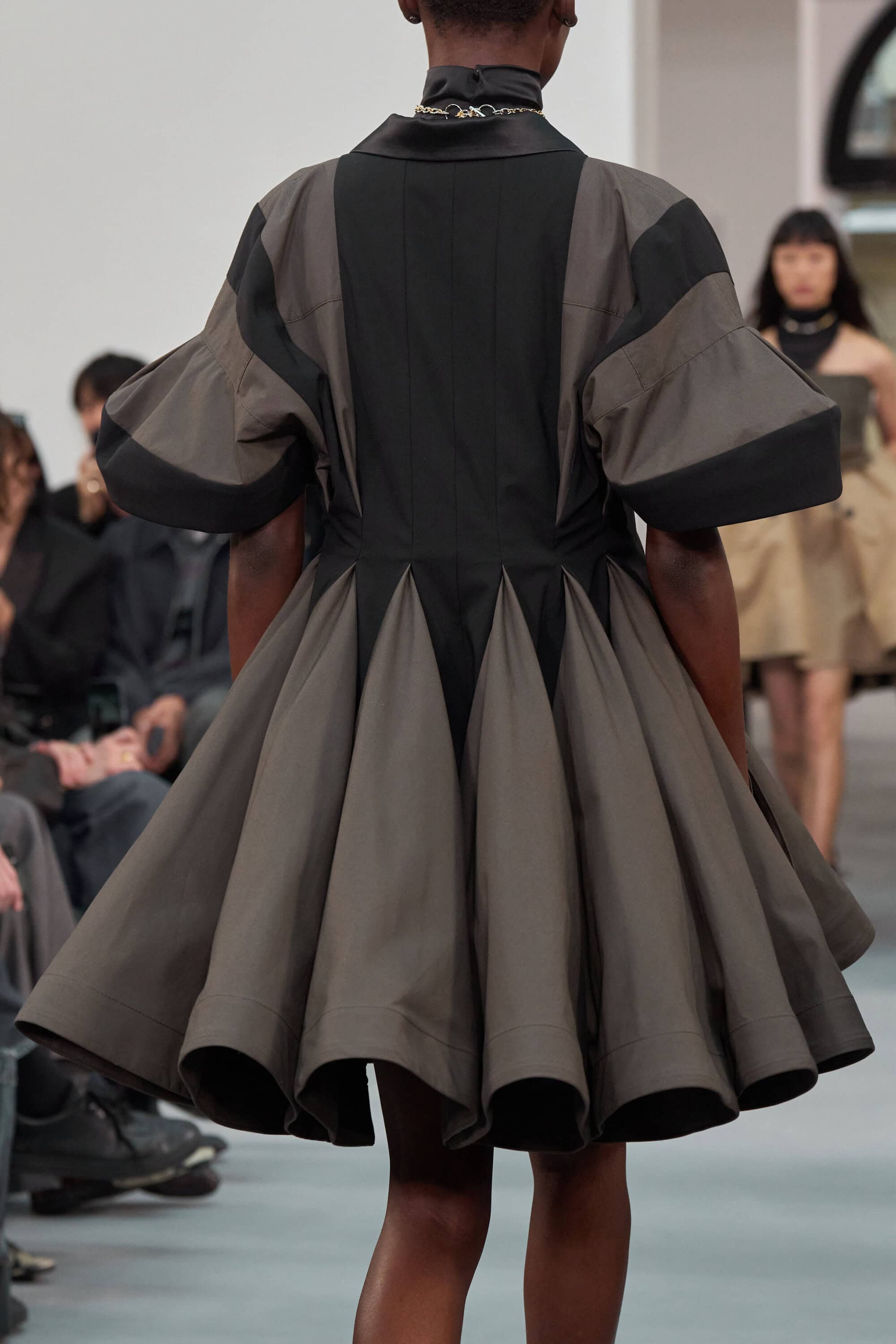 Sacai Spring 2026 Fashion Show Details