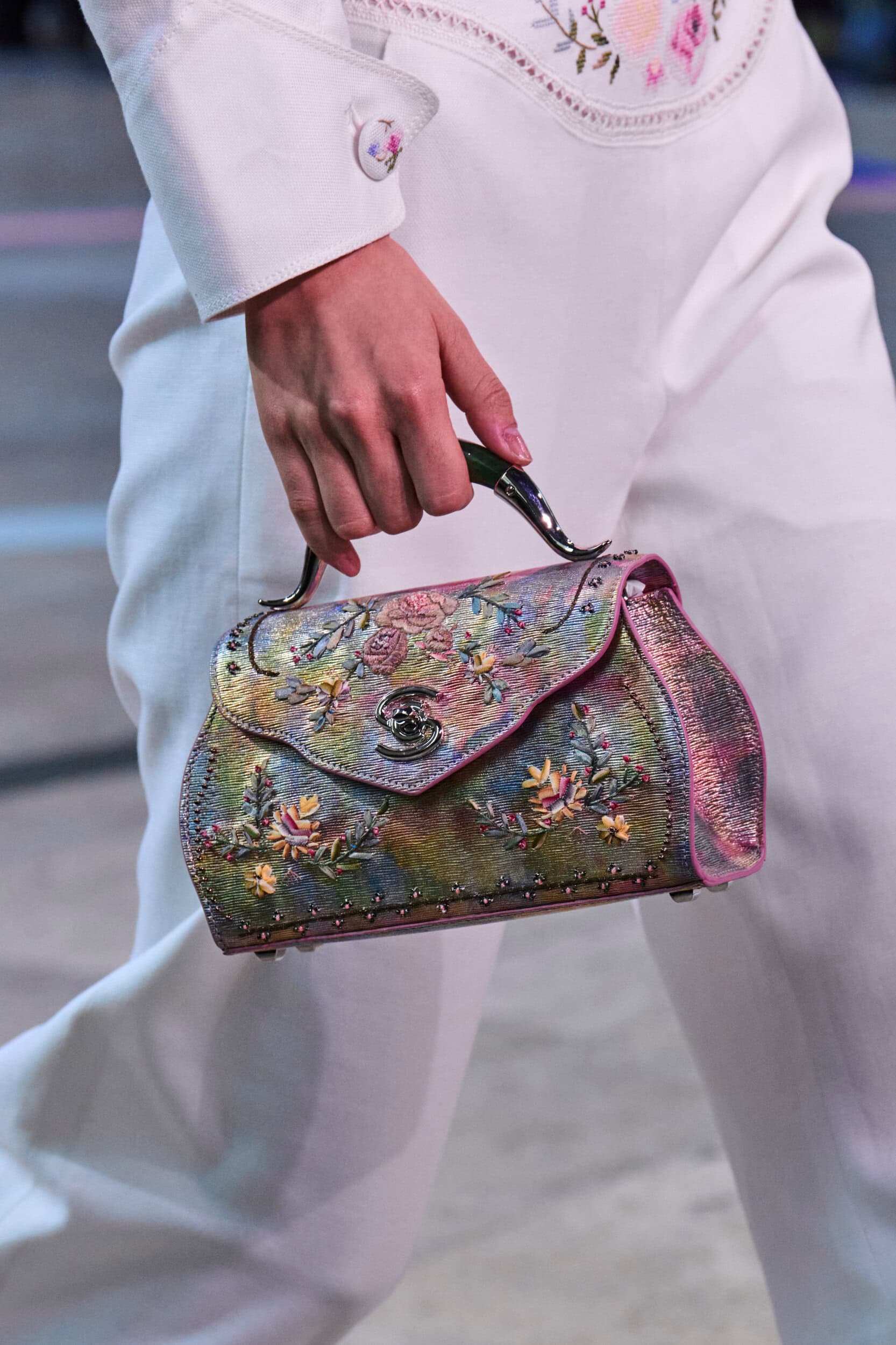 Shiatzy Chen Spring 2026 Fashion Show Details