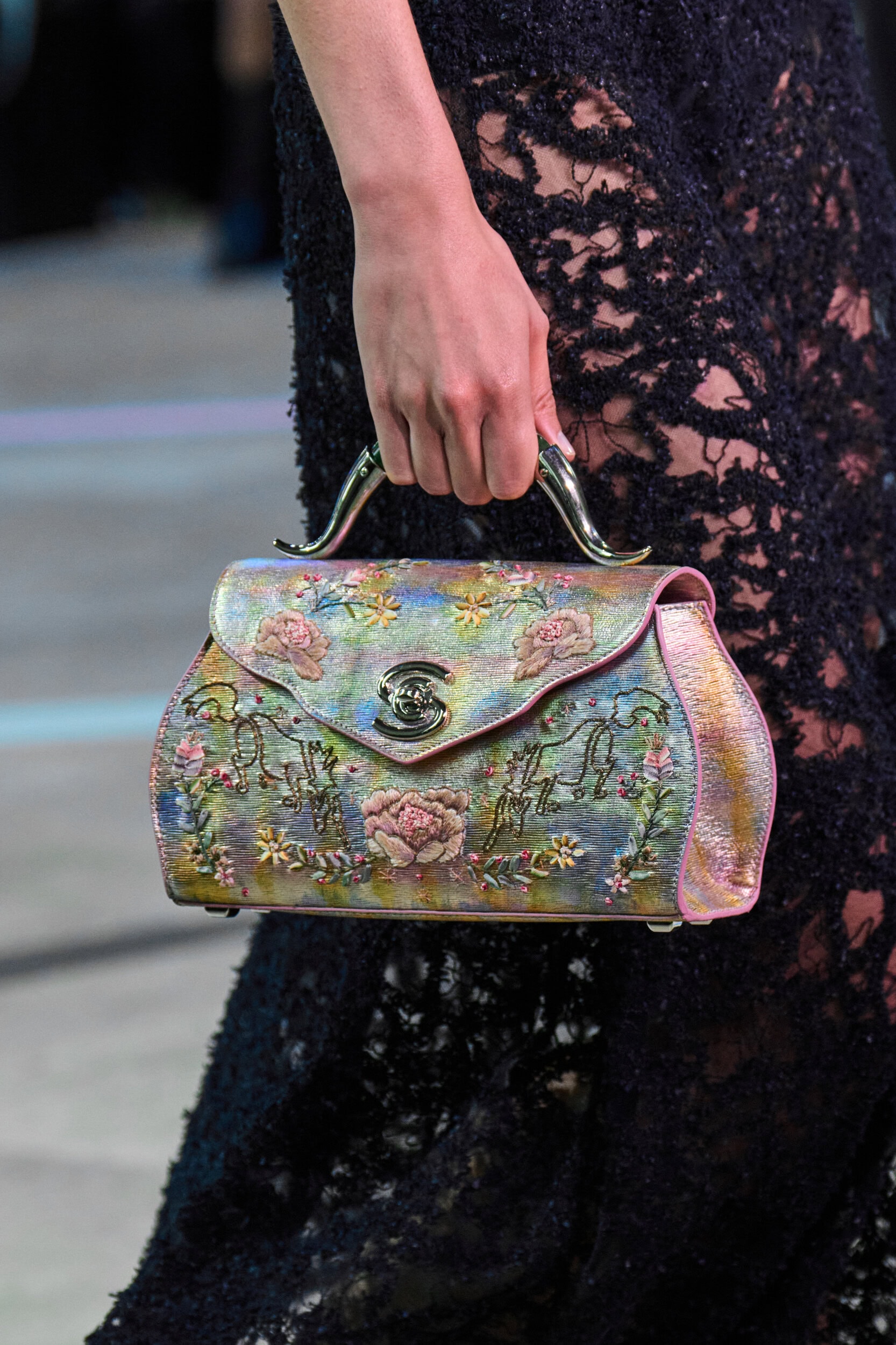 Shiatzy Chen Spring 2026 Fashion Show Details