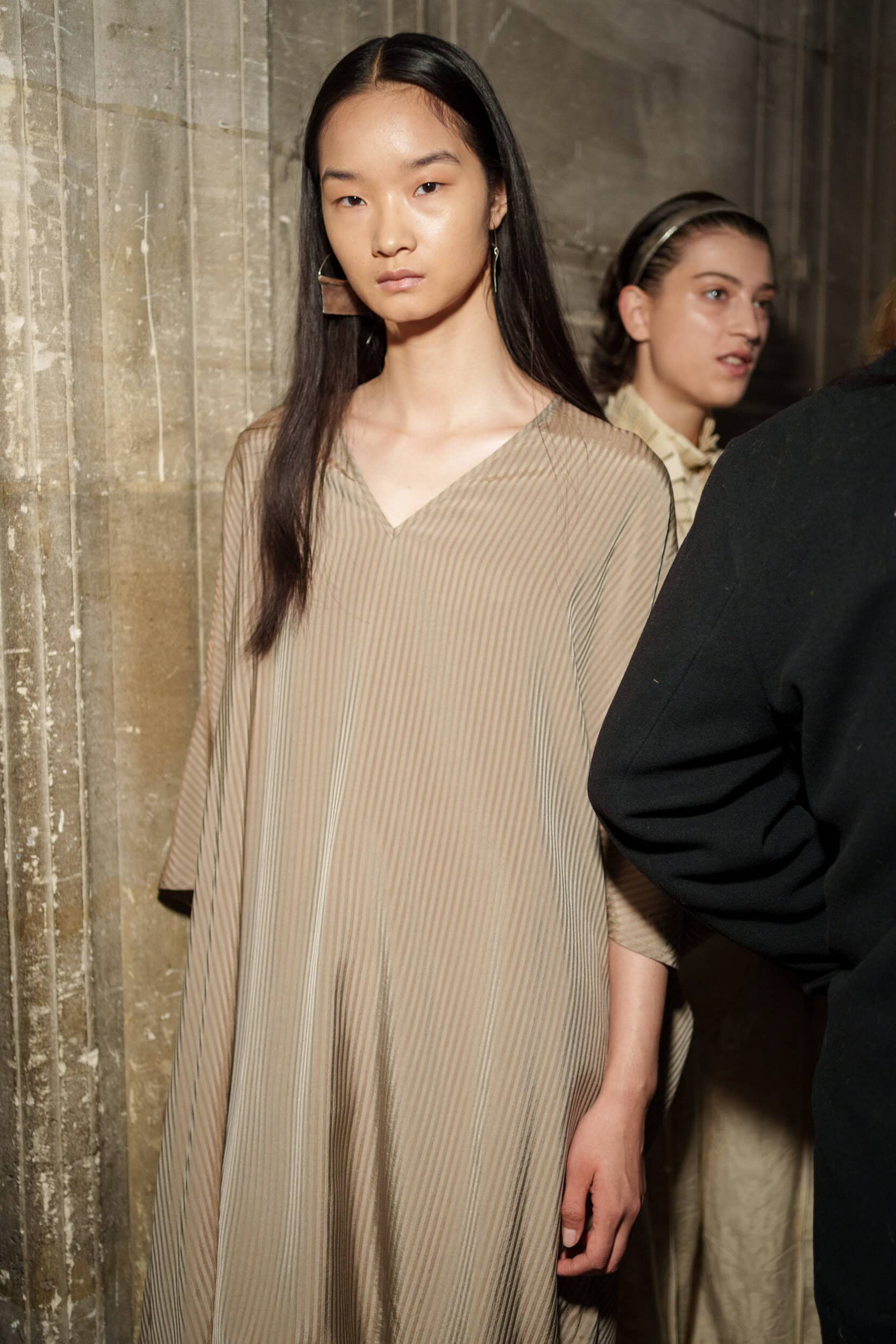 Uma Wang Spring 2026 Fashion Show Backstage